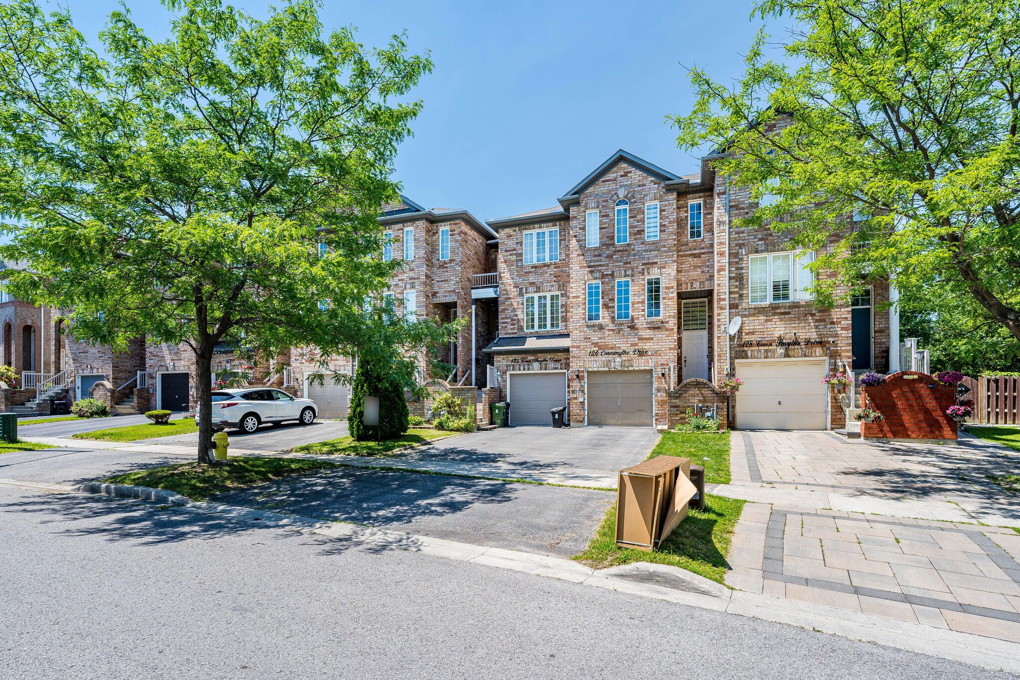 124 Conn Smythe Drive, Toronto, On M1j 3p5