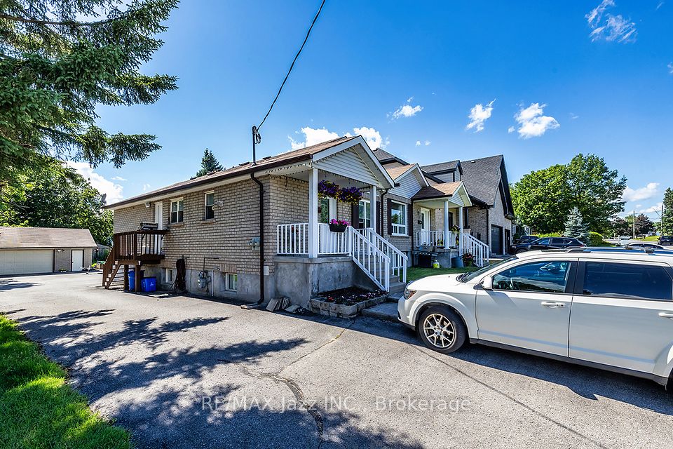 27 Waverley Road, Clarington, On L1c 1k8
