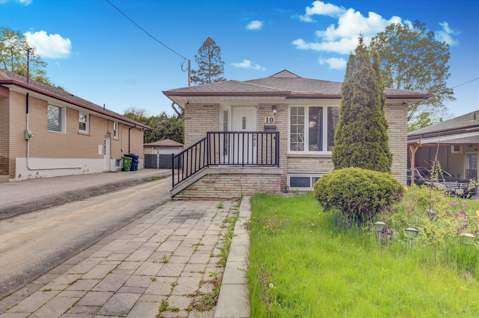 10 Blakemanor Boulevard, Toronto, On M1j 2w4