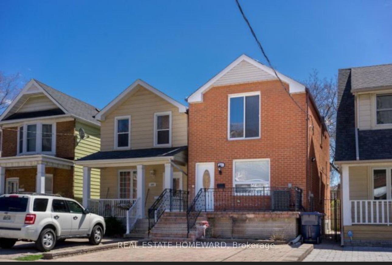 295 Gowan Avenue E, Toronto, On M4j 2k7
