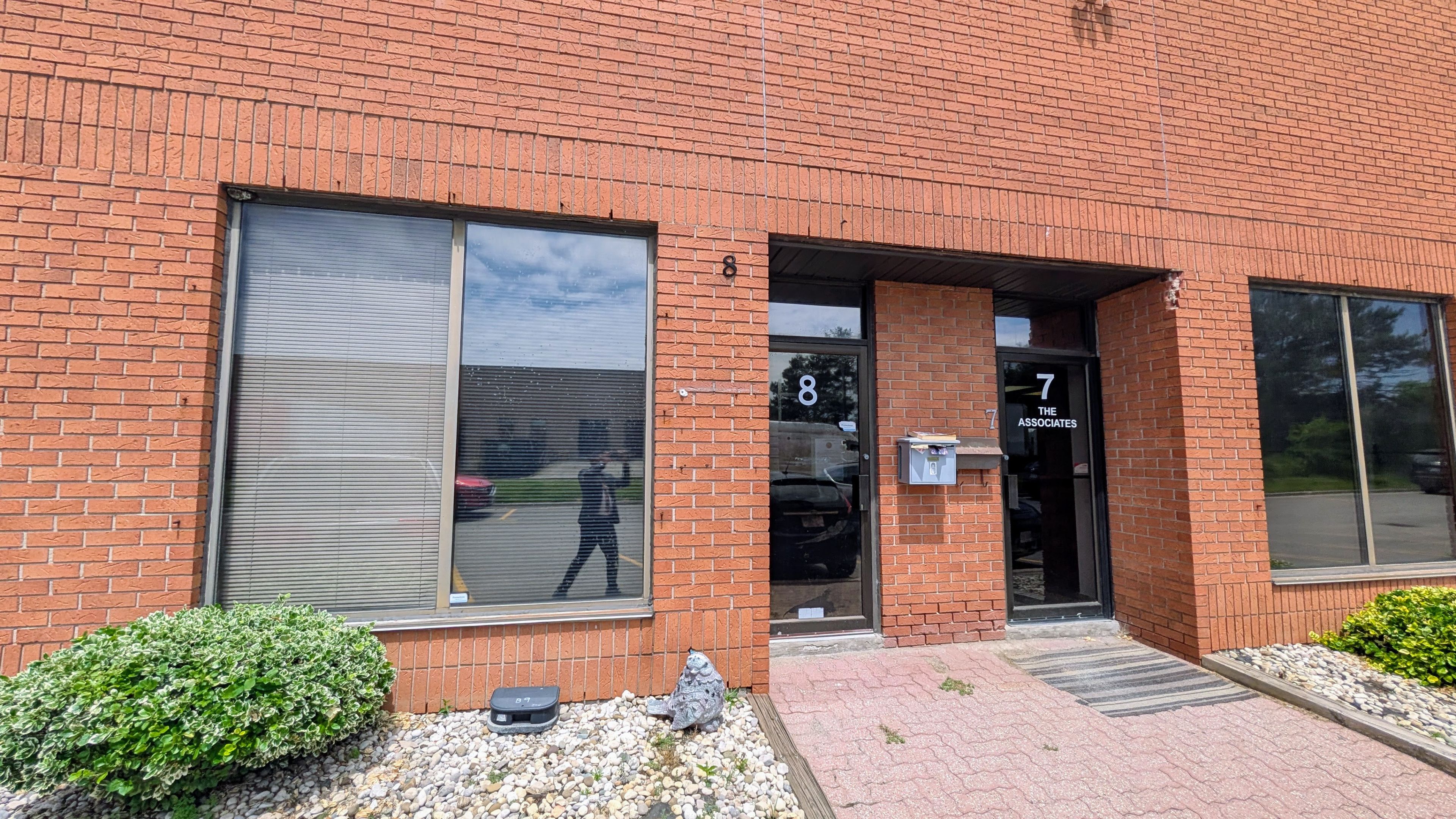 50 Venture Drive 8, Toronto, On M1b 3l6