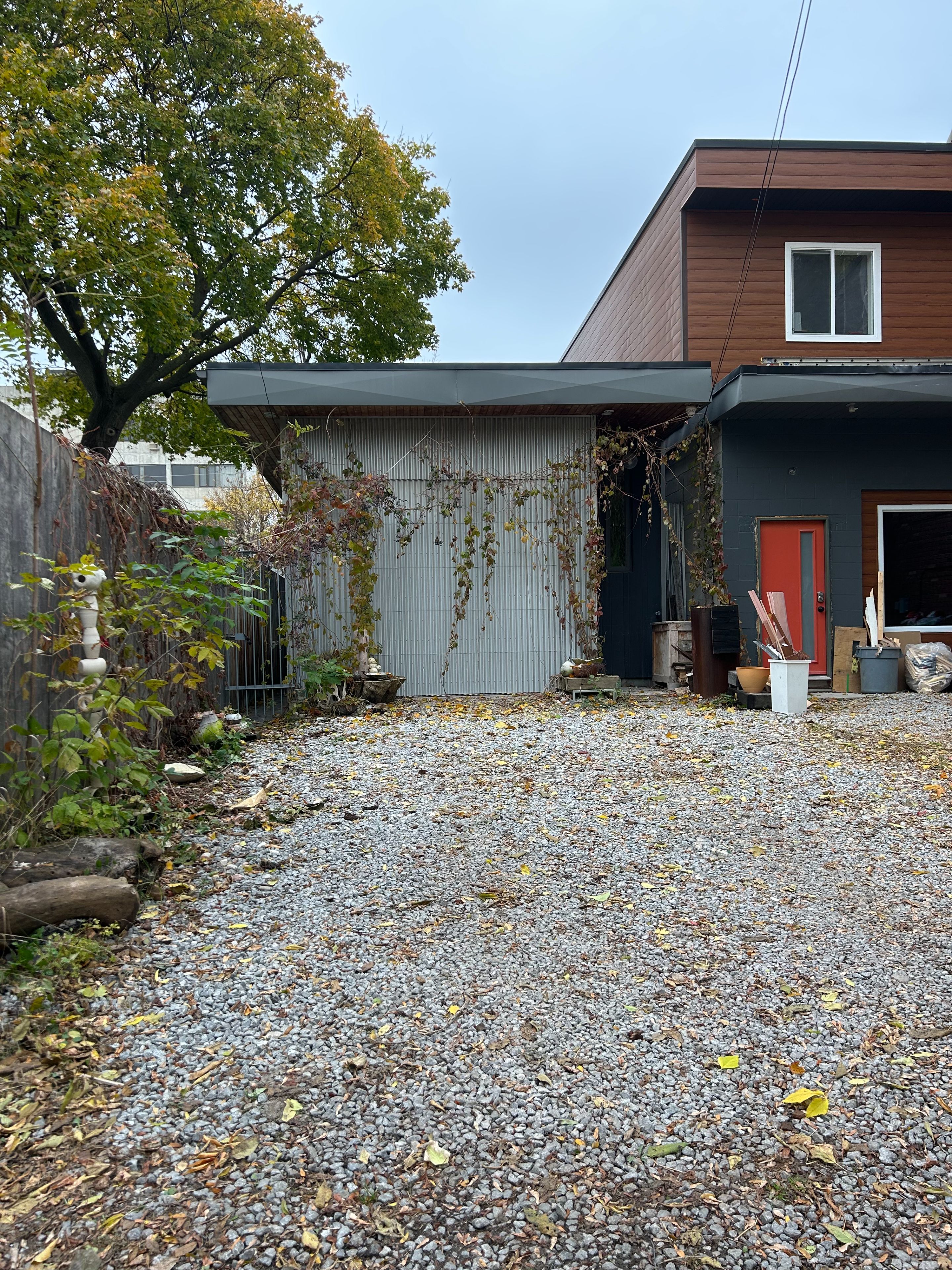 303 Coxwell Avenue, Toronto, On M4l 3b5