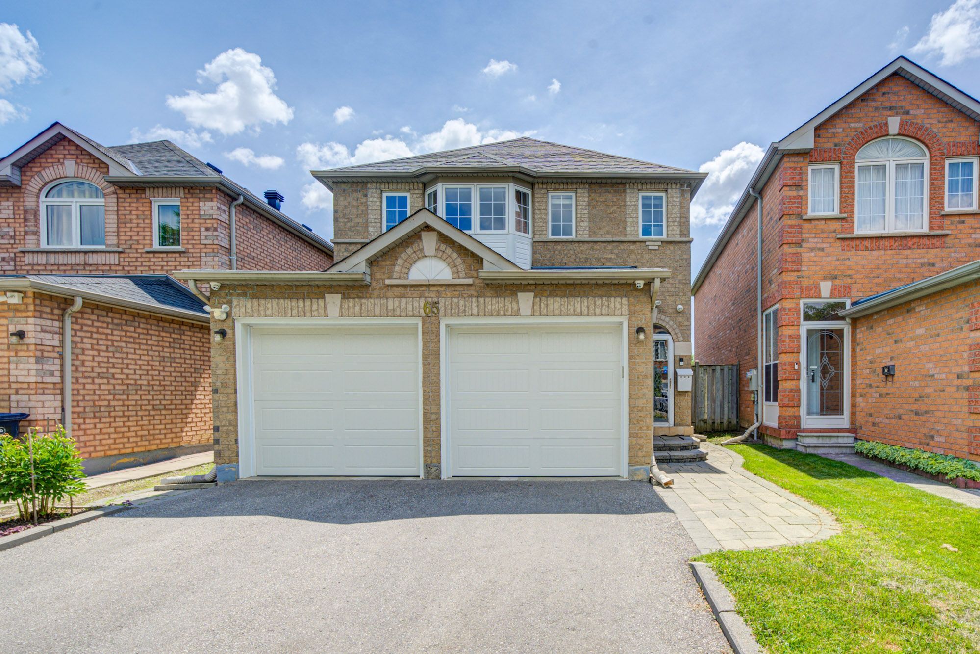 65 Shepton Way, Toronto, On M1v 5n4