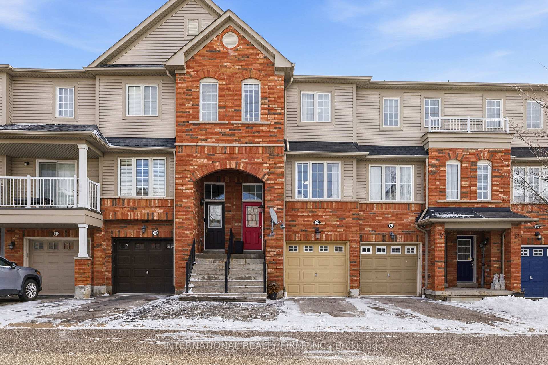 35 Ventura Lane, Ajax, On L1t 0c4
