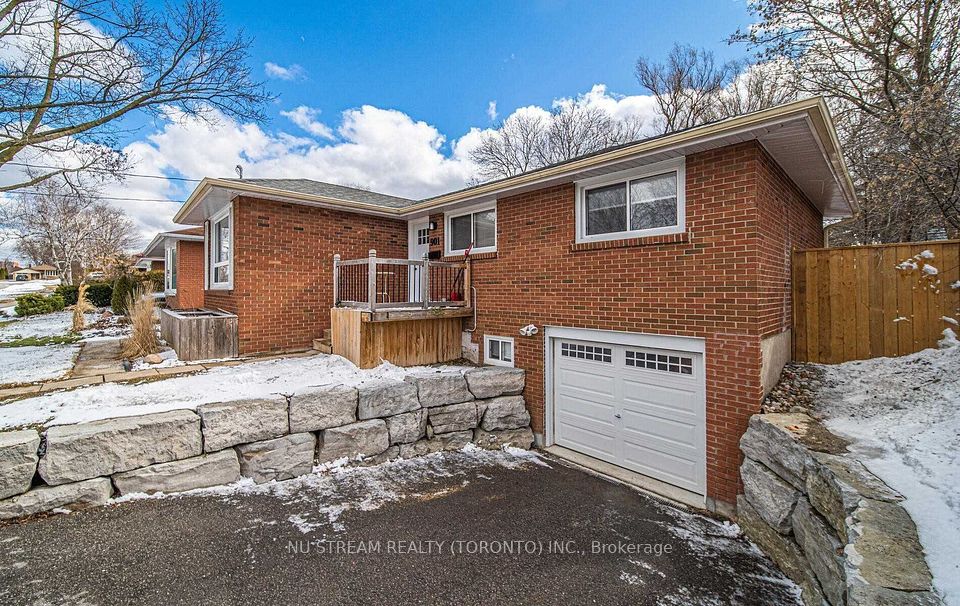 901 Lilac Terrace, Whitby, On L1n 2a6