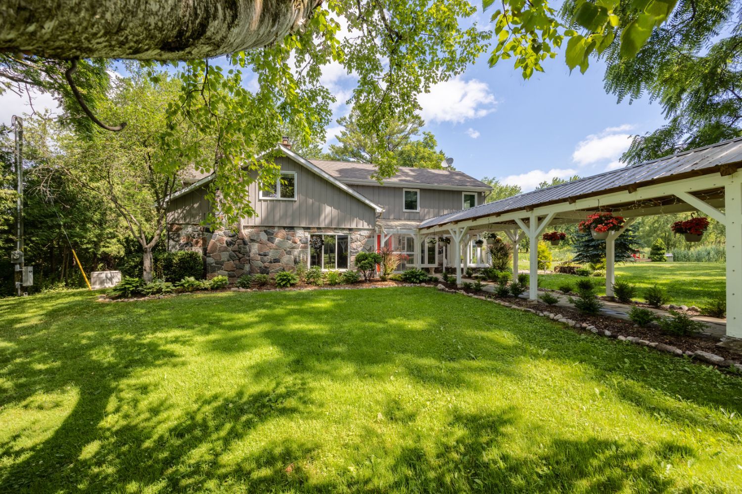 4395 Westney Road N, Pickering, On L1y 1a2