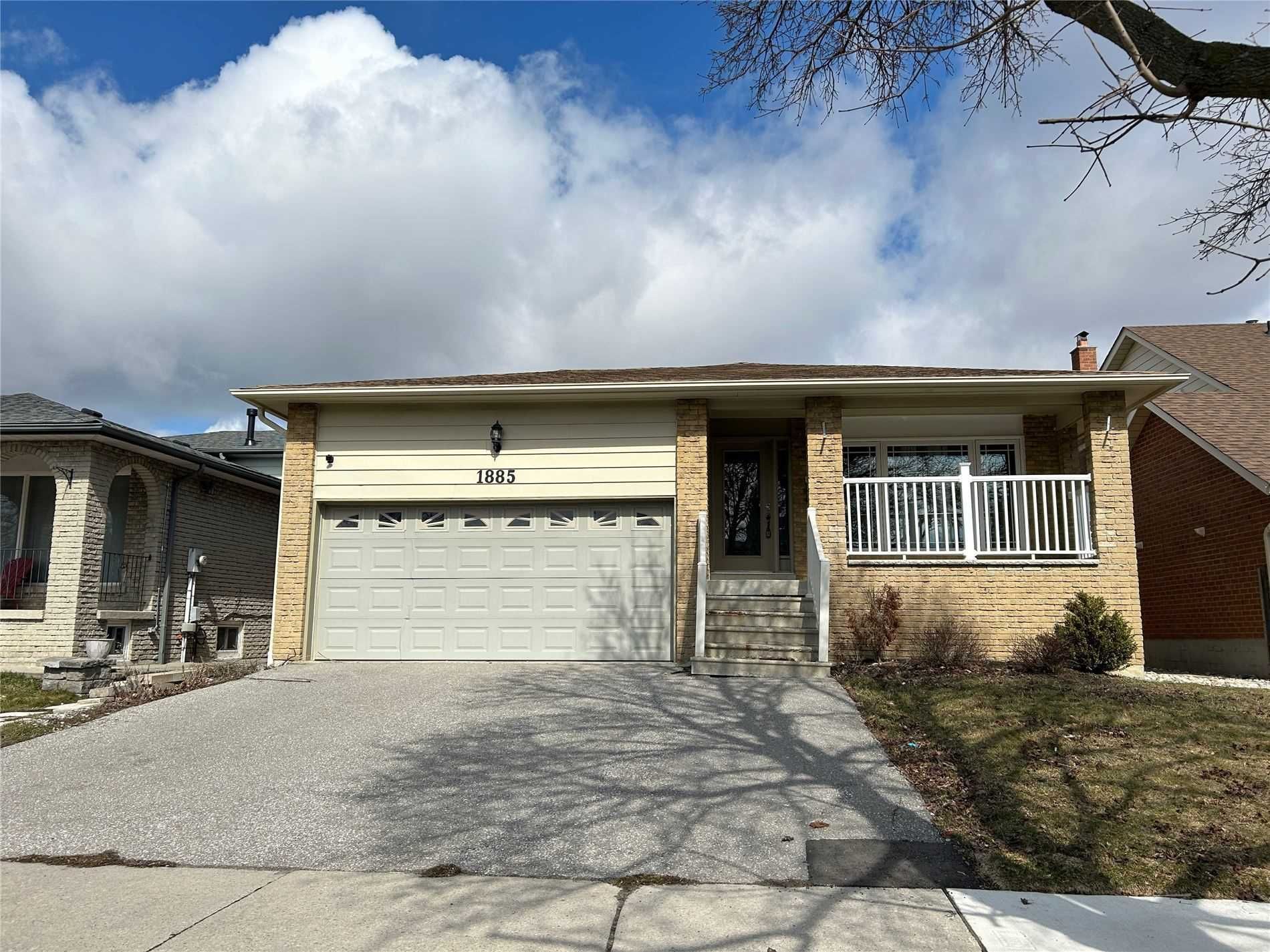1885 Rosefield Road, Pickering, On L1v 3k1
