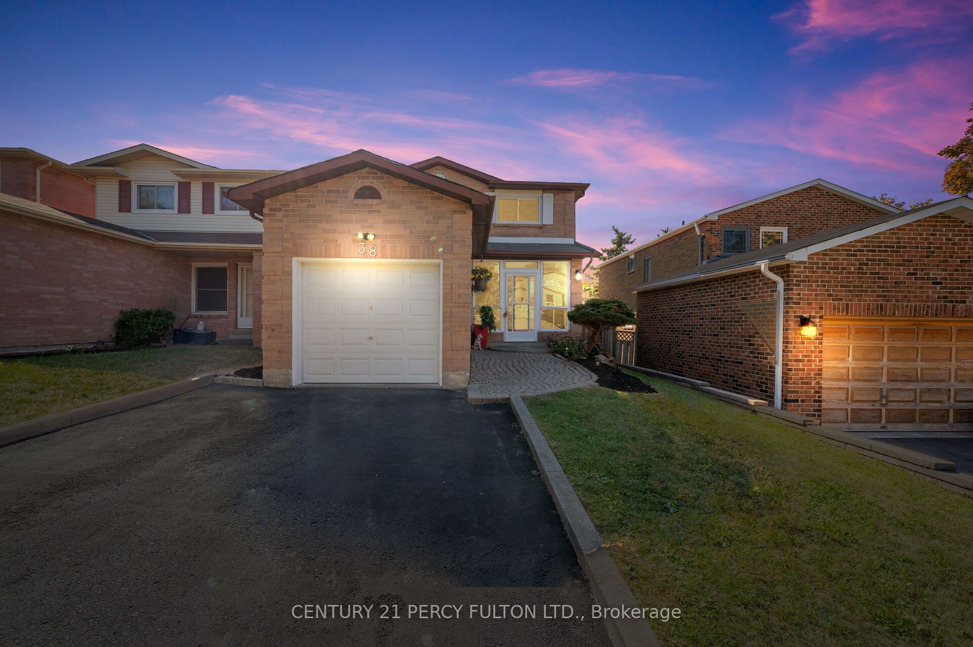 38 Palmer Drive, Ajax, On L1s 5t9