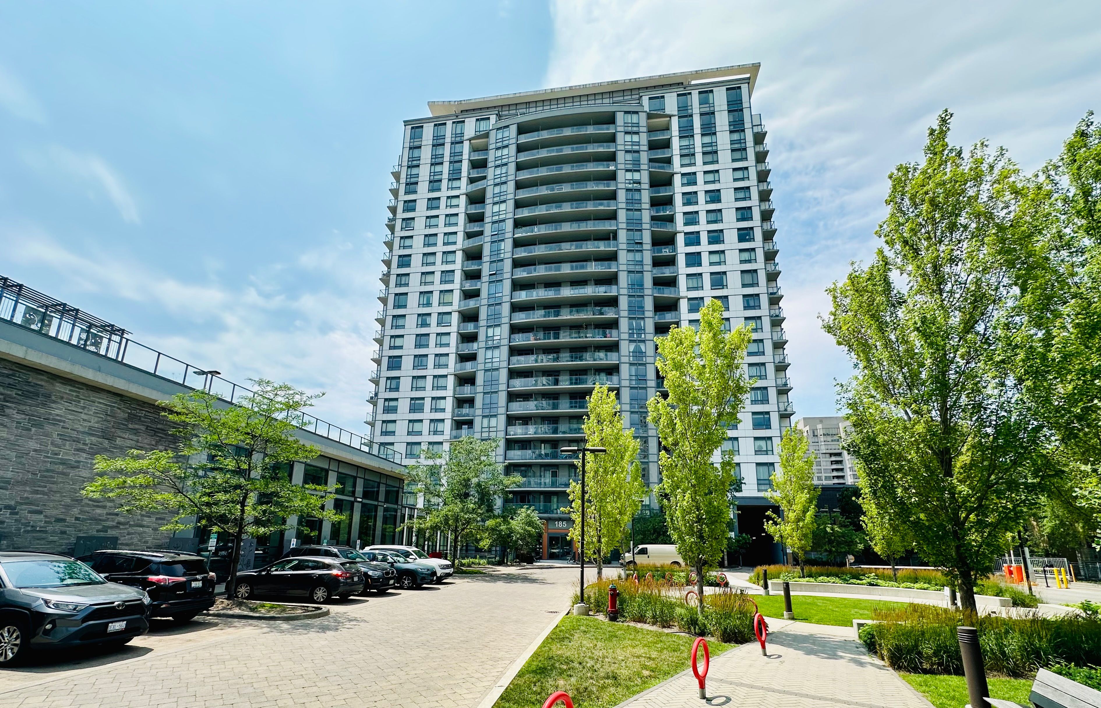 185 Bonis Avenue 1506, Toronto, On M1t 0a4