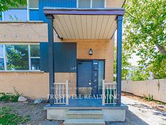 105 Mary Street E 3, Whitby, On L1n 2p3