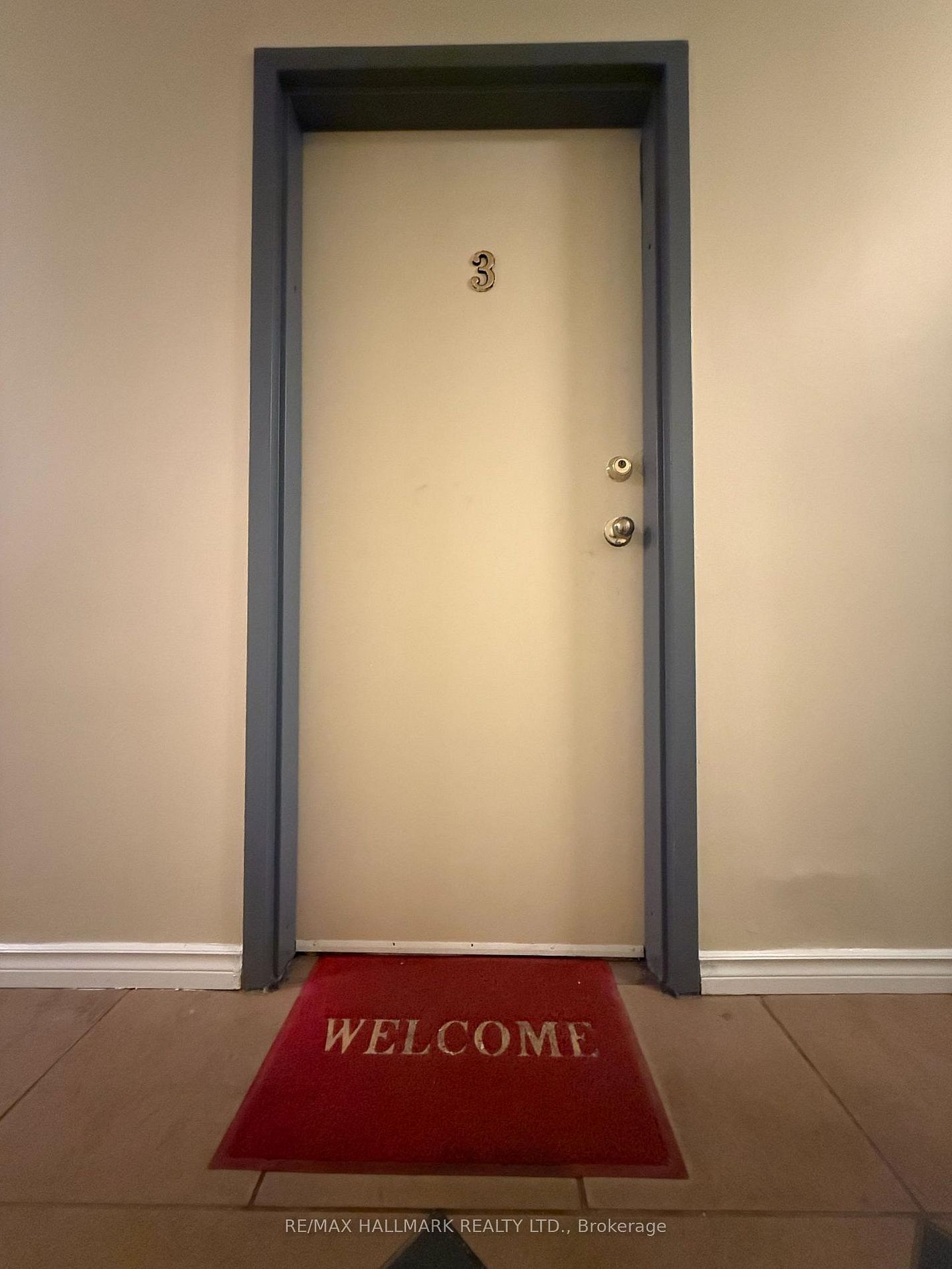 2881 Lawrence Avenue E 3, Toronto, On M1p 2s9