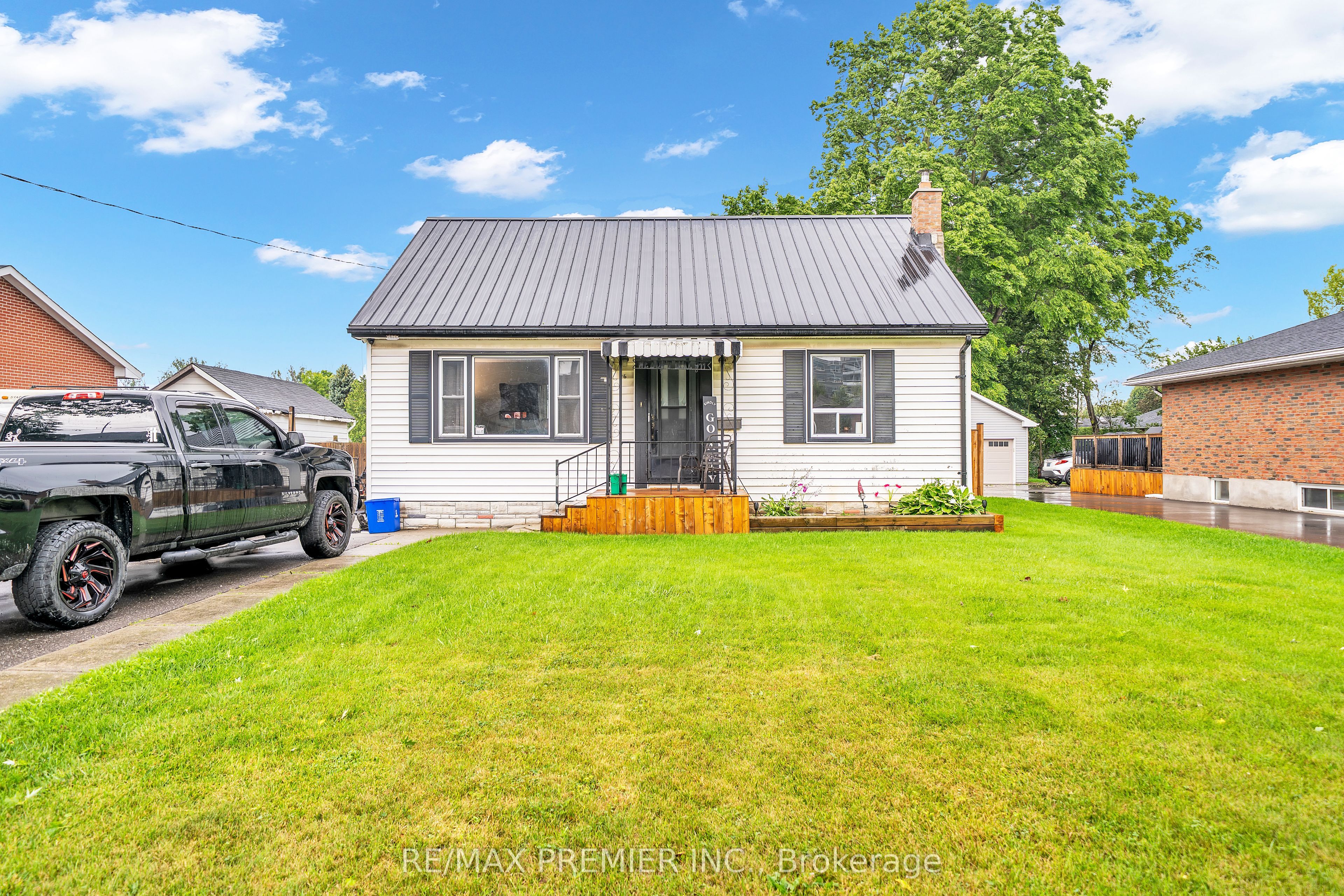 116 Duke Street, Clarington, On L1c 2w2