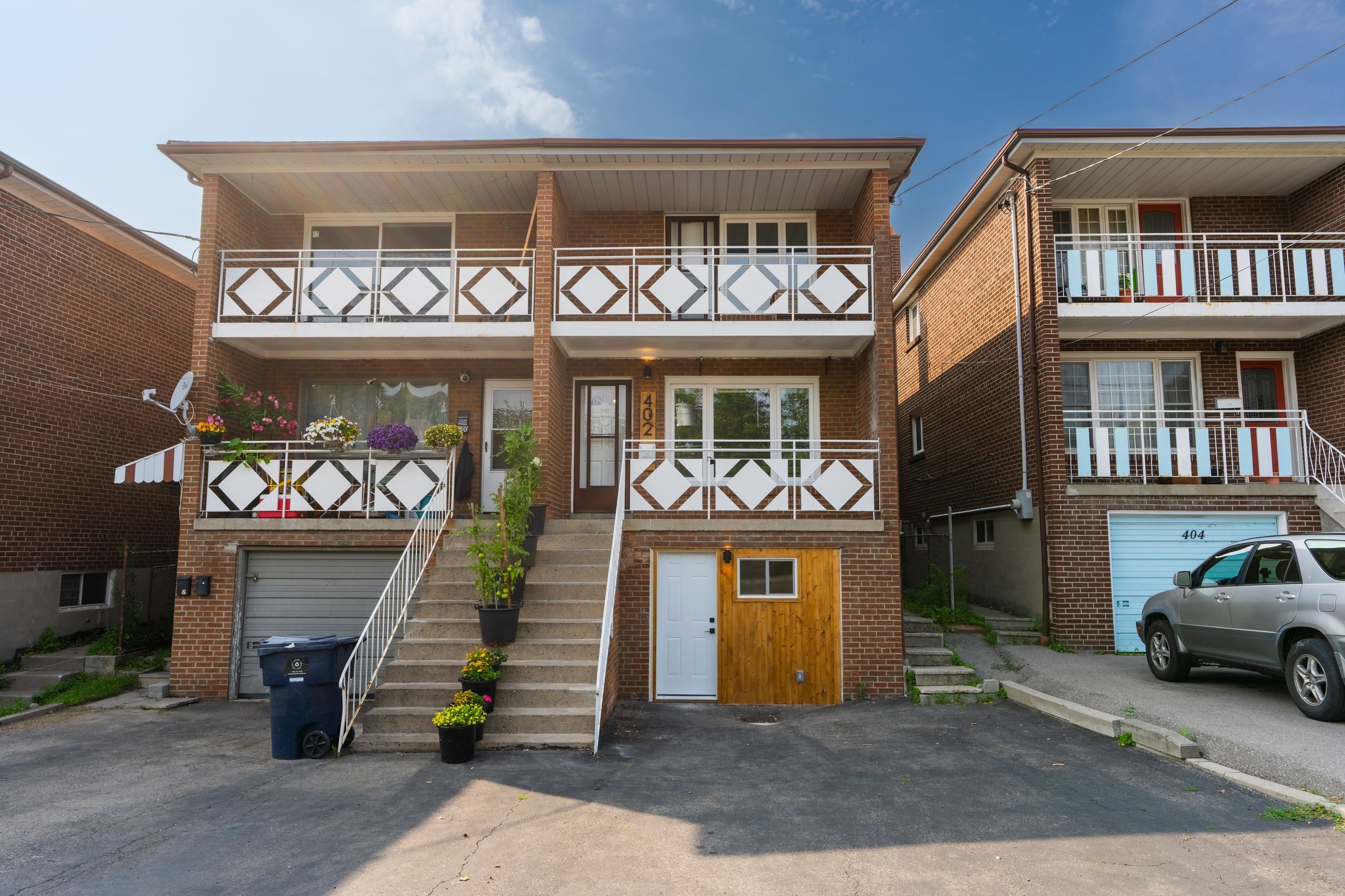 402 Kingston Road Upper / 2nd, Toronto, On M4l 1t9