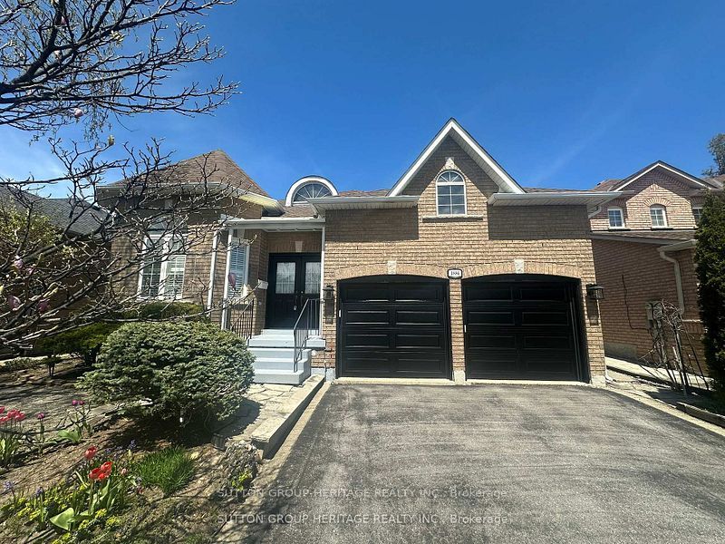 1886 Pine Grove Avenue, Pickering, On L1v 7c6