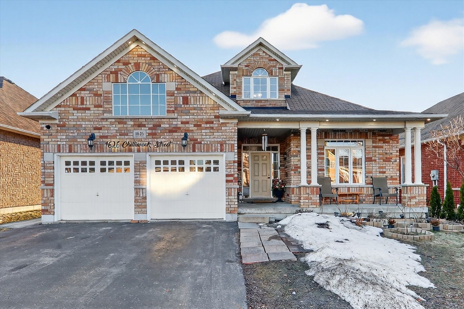 1626 Chilliwack Street, Oshawa, On L1k 0c4