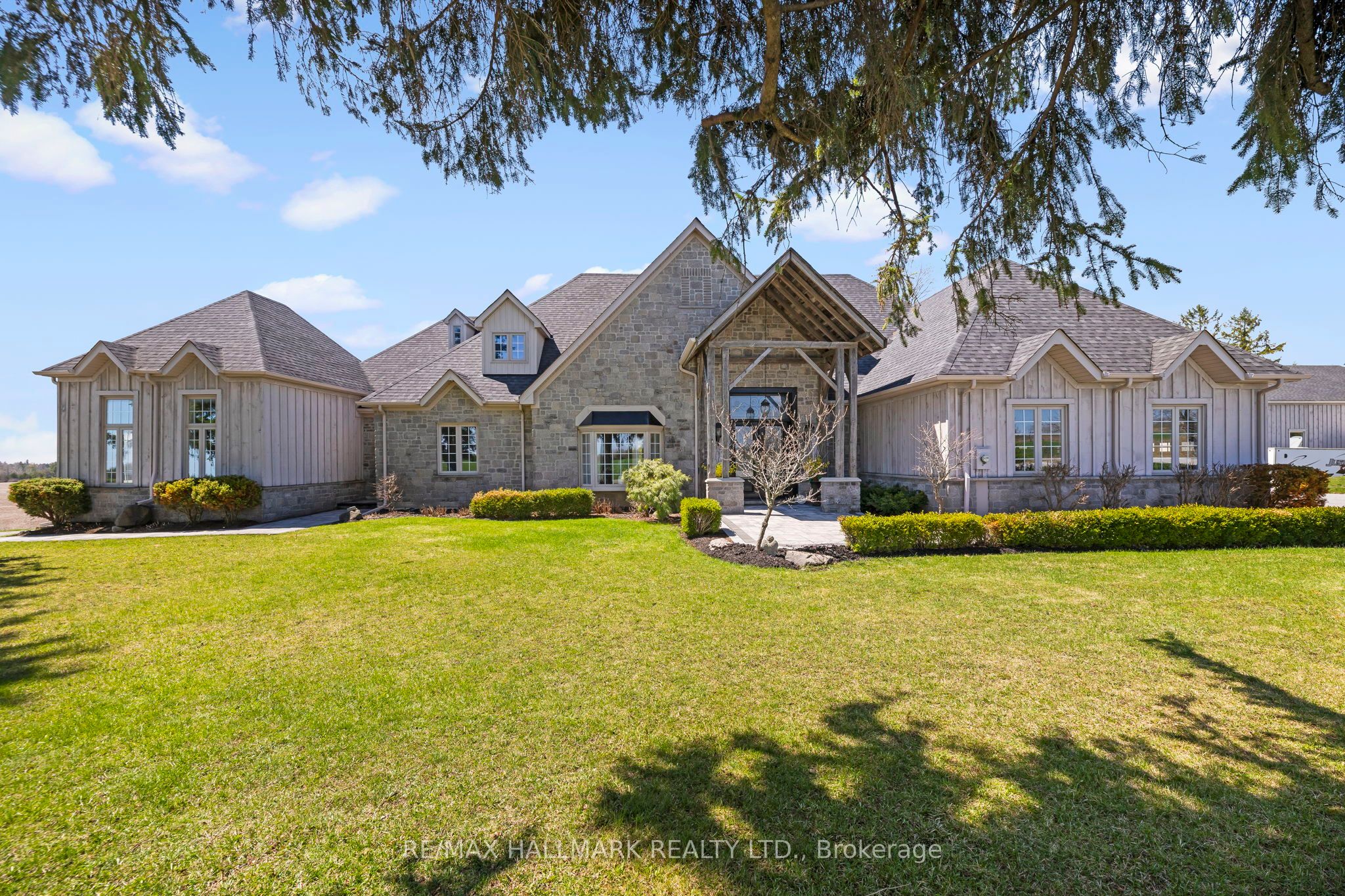 5038 Thornton Road N, Oshawa, On L1h 7k4