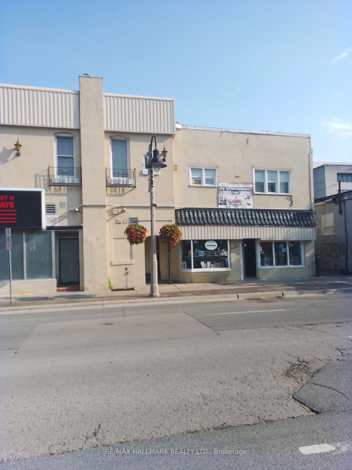 26 Simcoe Street N, Oshawa, On L1h 1a3