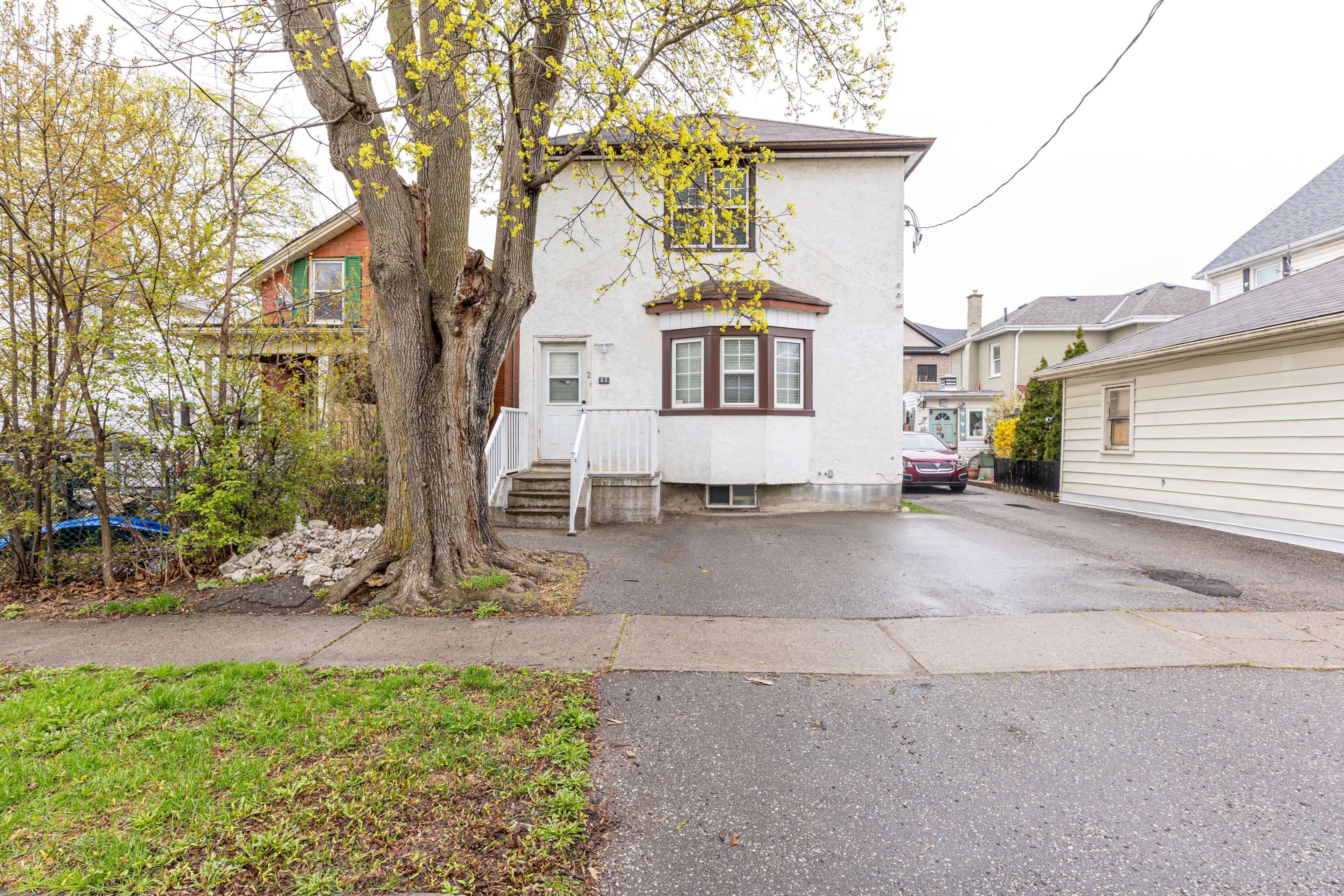 63 Hogarth Street, Oshawa, On L1h 1y5