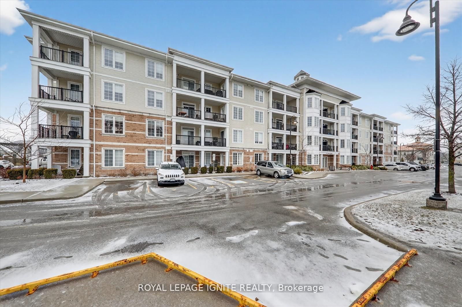 65 Shipway Avenue 213, Clarington, On L1b 0w2