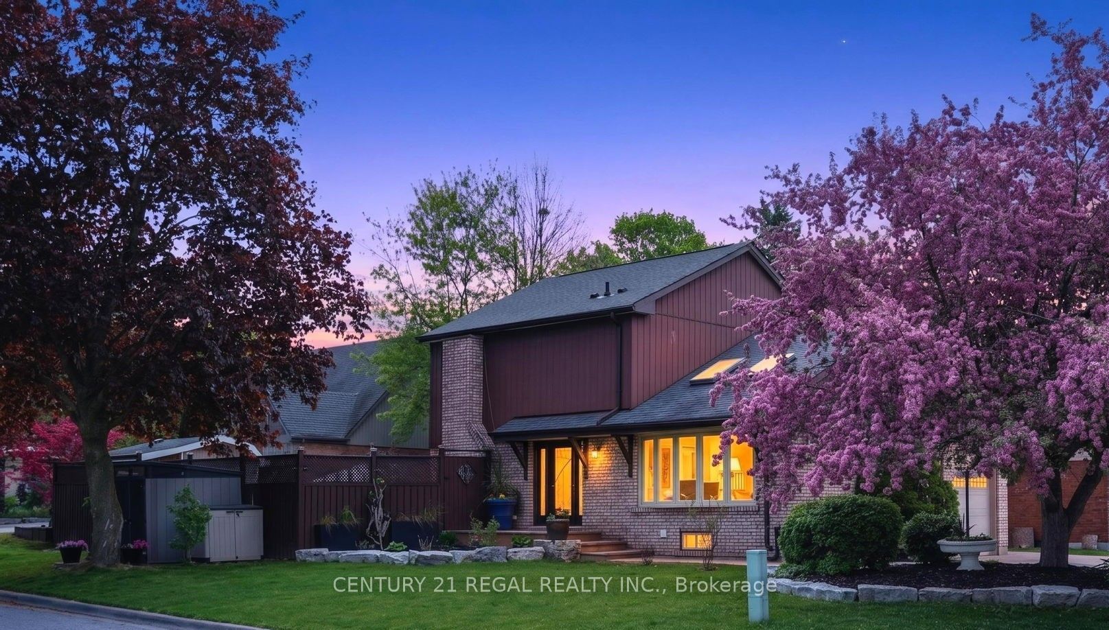 481 Camelot Drive W, Oshawa, On L1k 1m5