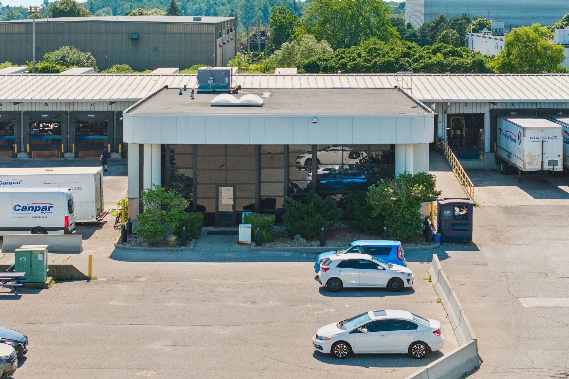 1250 Thornton Road S, Oshawa, On L1j 7e2