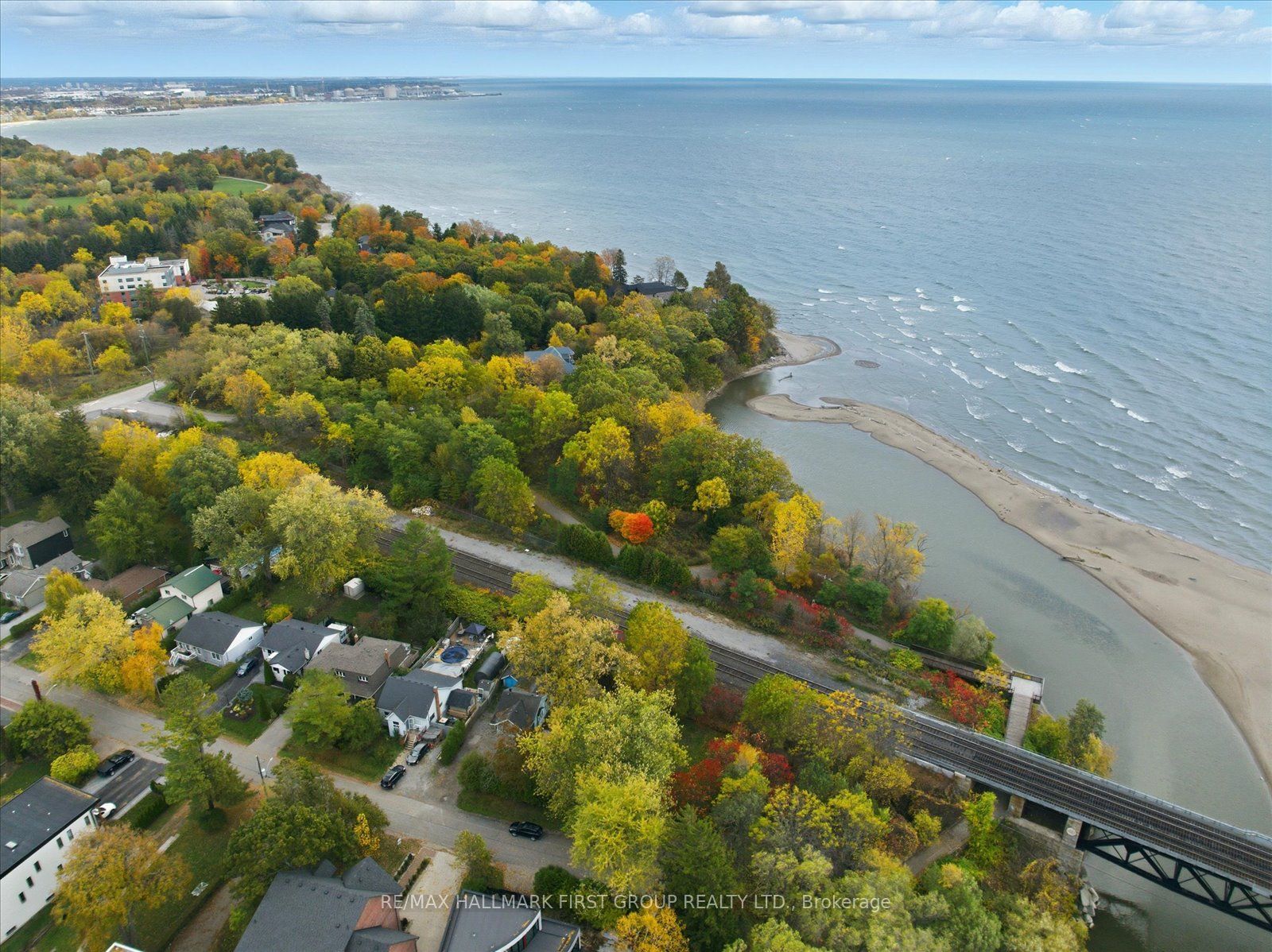 313 Dyson Road, Pickering, On L1w 2n1