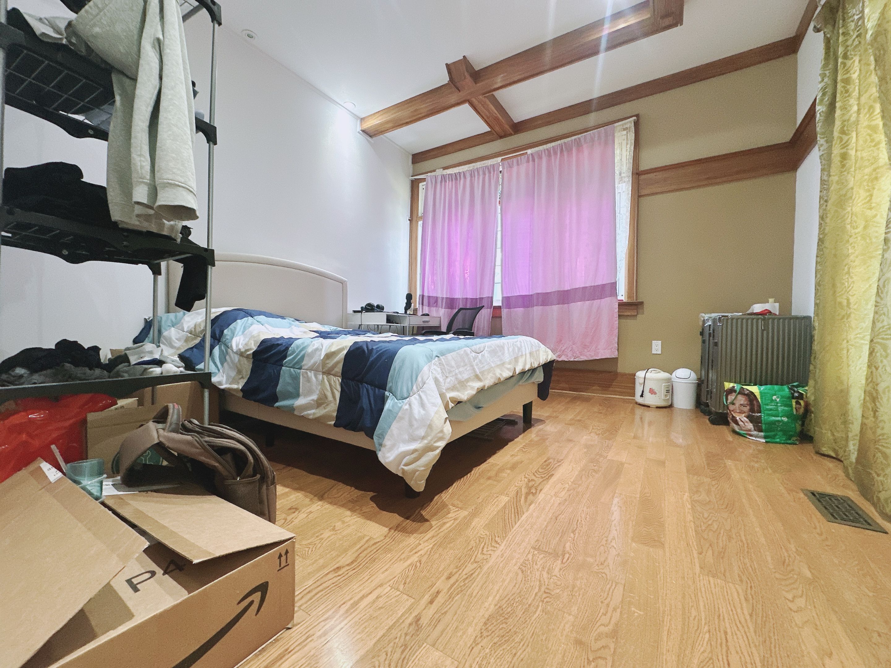 555 Military Trail Apt 2, Toronto, On M1e 4s7