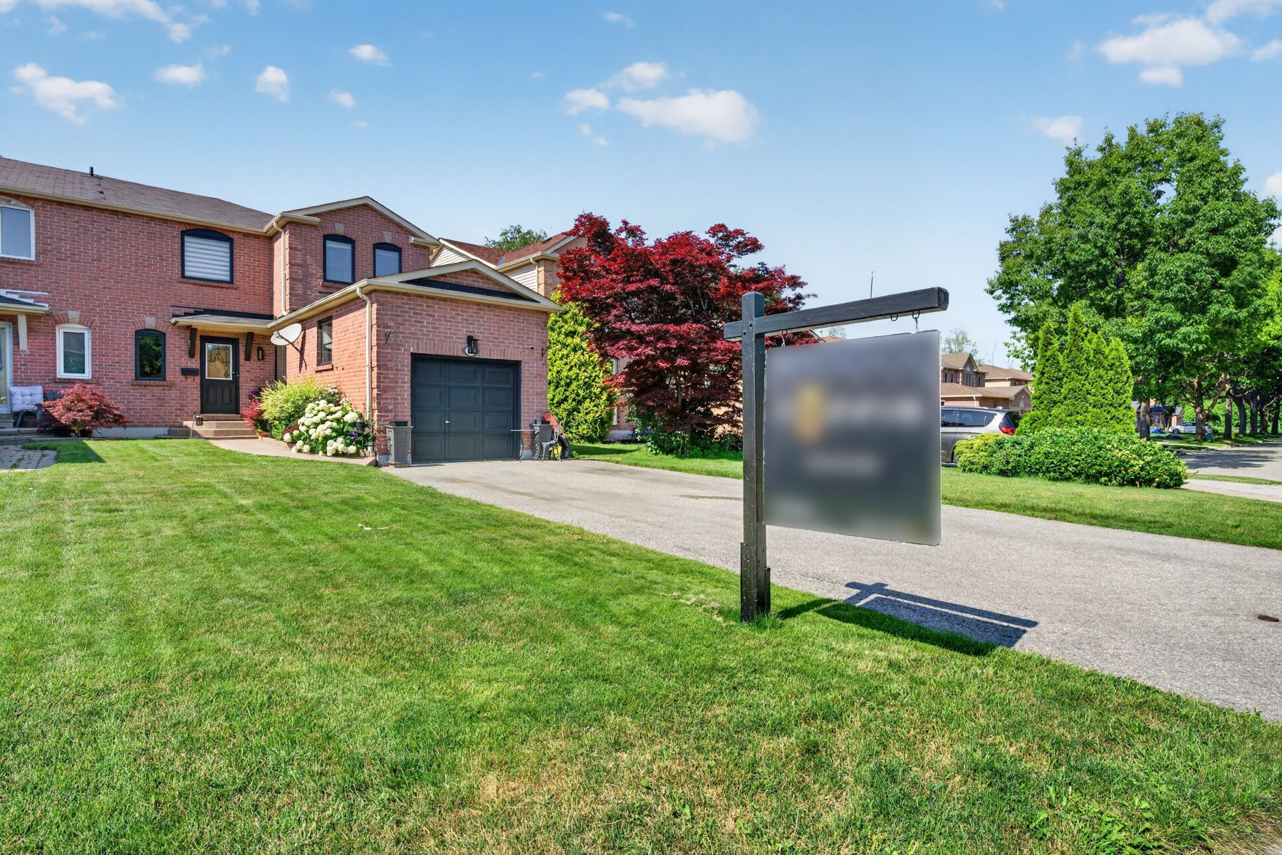 47 Rollo Drive, Ajax, On L1s 7e2