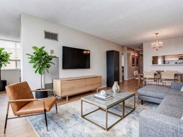 1665 Pickering Parkway 815, Pickering, On L1v 6l4