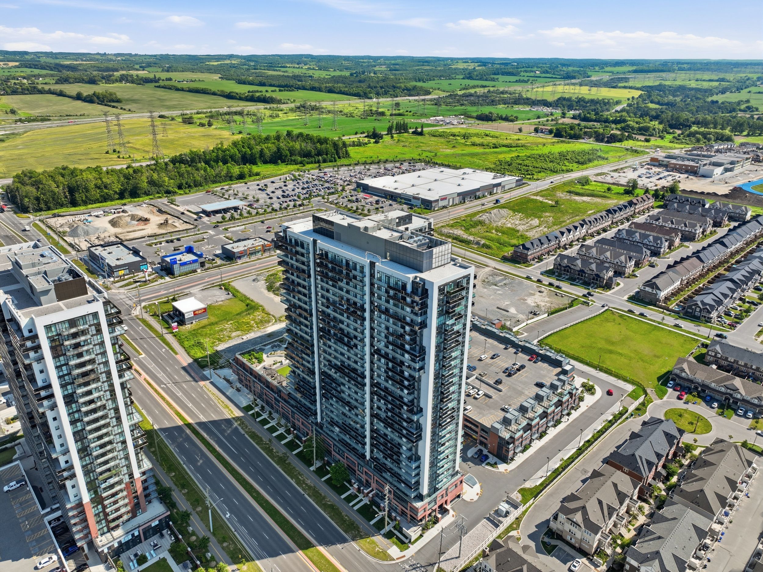 2545 Simcoe Street N 2321, Oshawa, On L1l 0w3