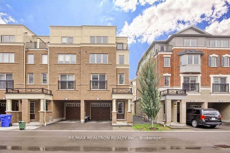 37 Filly Path N 457, Oshawa, On L1l 0k8