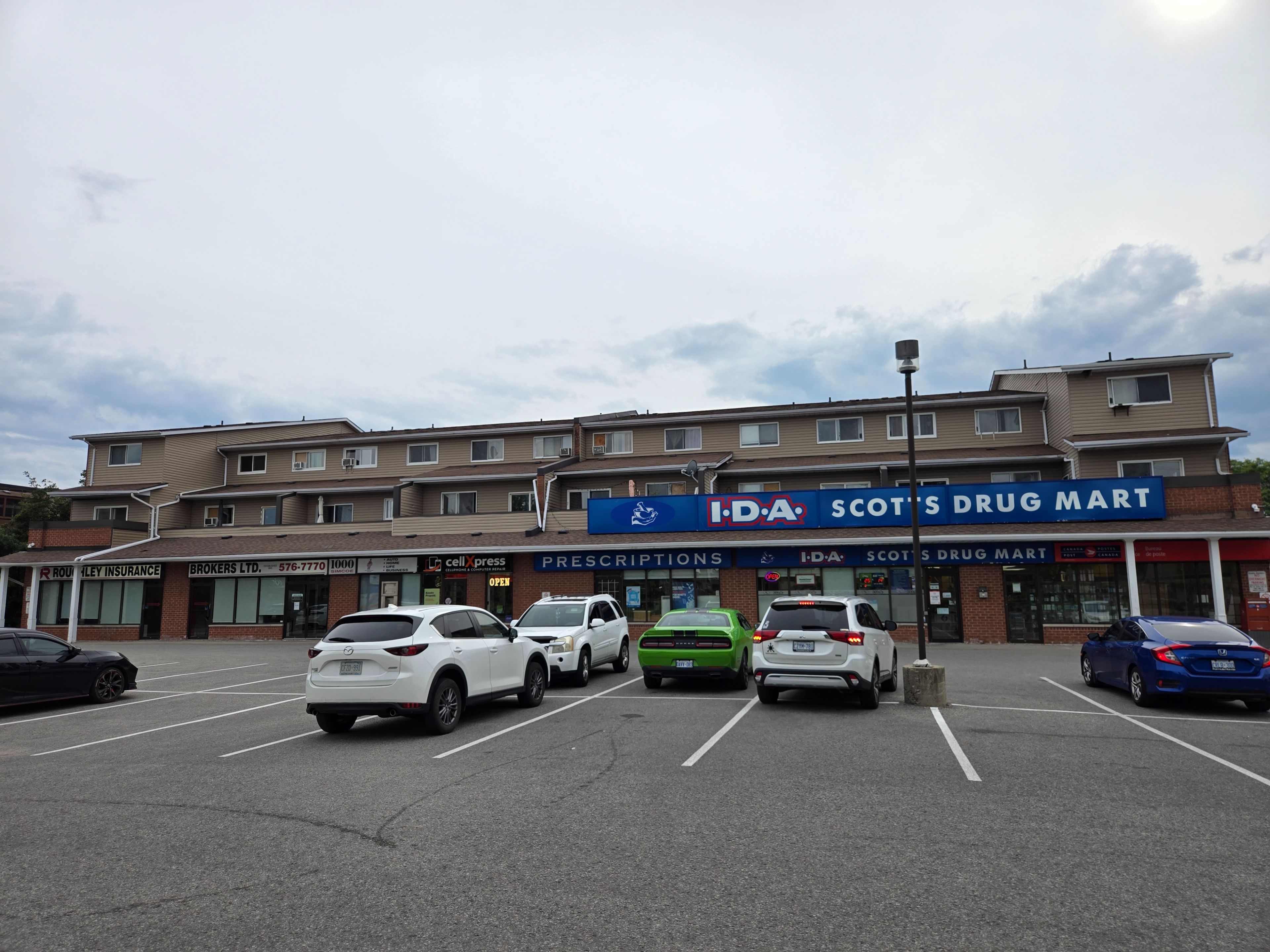 1000 Simcoe St Street N, Oshawa, On L1g 4w4