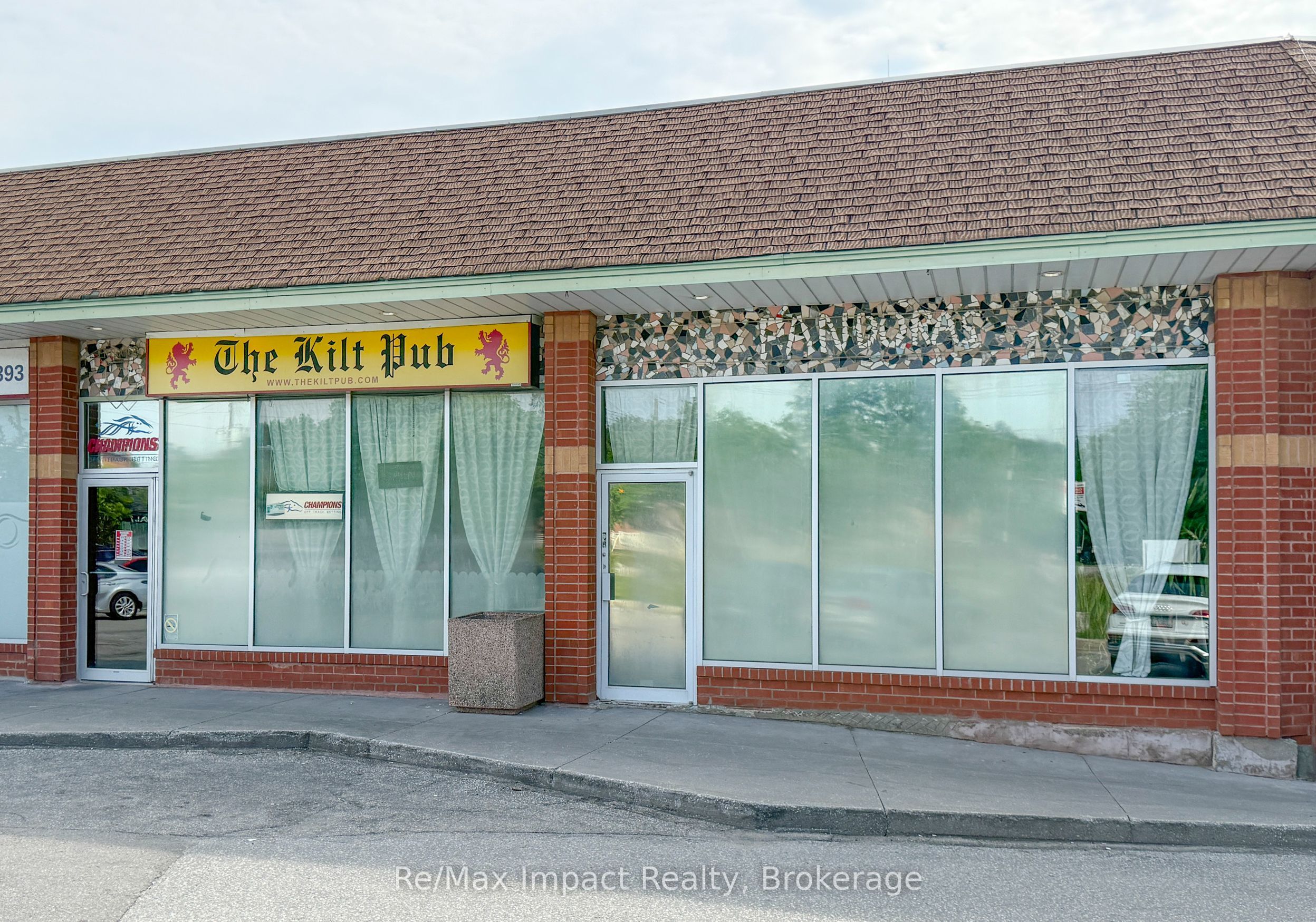 371 Old Kingston Road 9 & 10, Toronto, On M1c 1b7