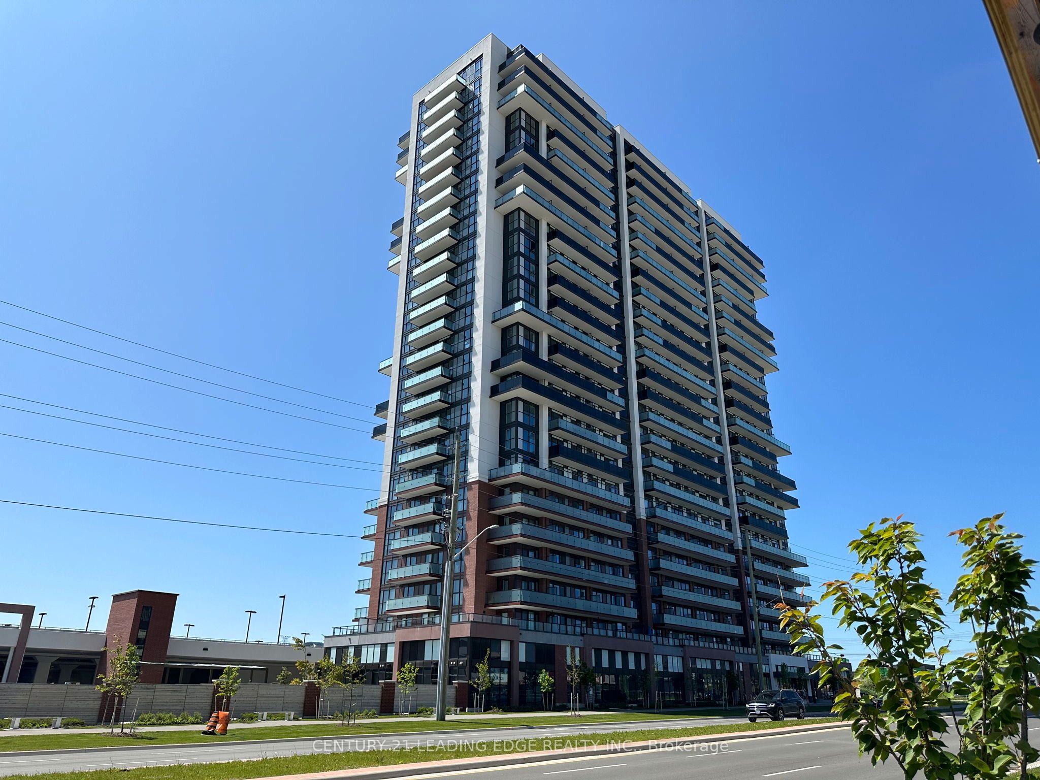 2550 Simcoe Street N 819, Oshawa, On L1l 0r5
