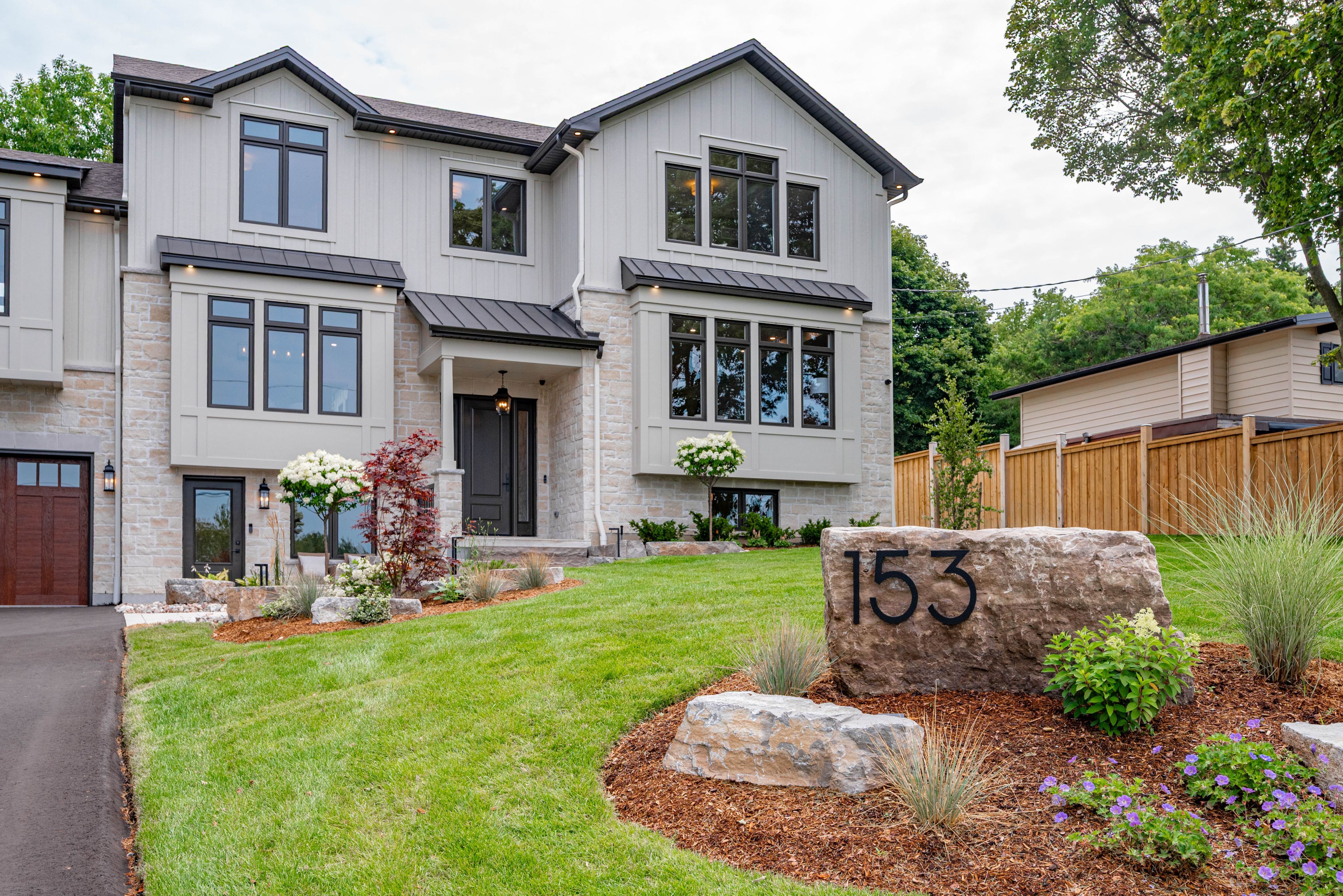 153 Elizabeth Crescent N, Whitby, On L1n 3s1