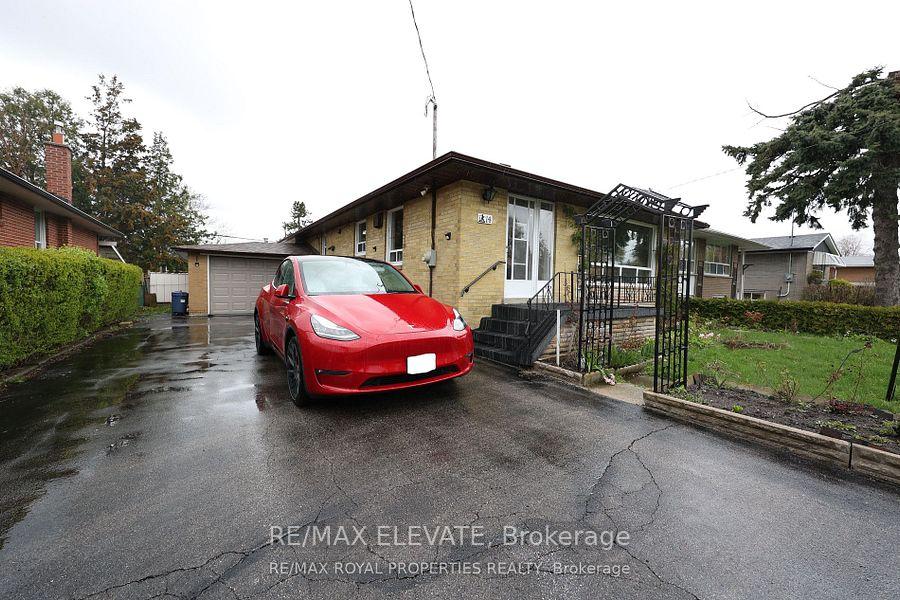14 Mozart Avenue, Toronto, On M1k 2v9