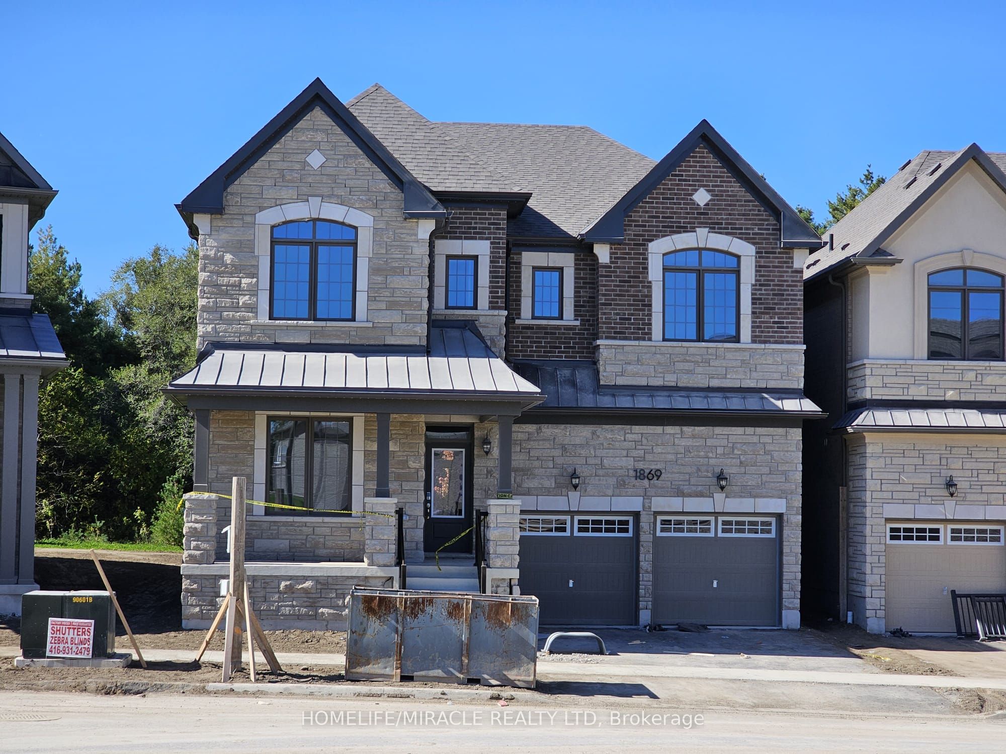 1869 Narcissus Gardens, Pickering, On L1x 2r2