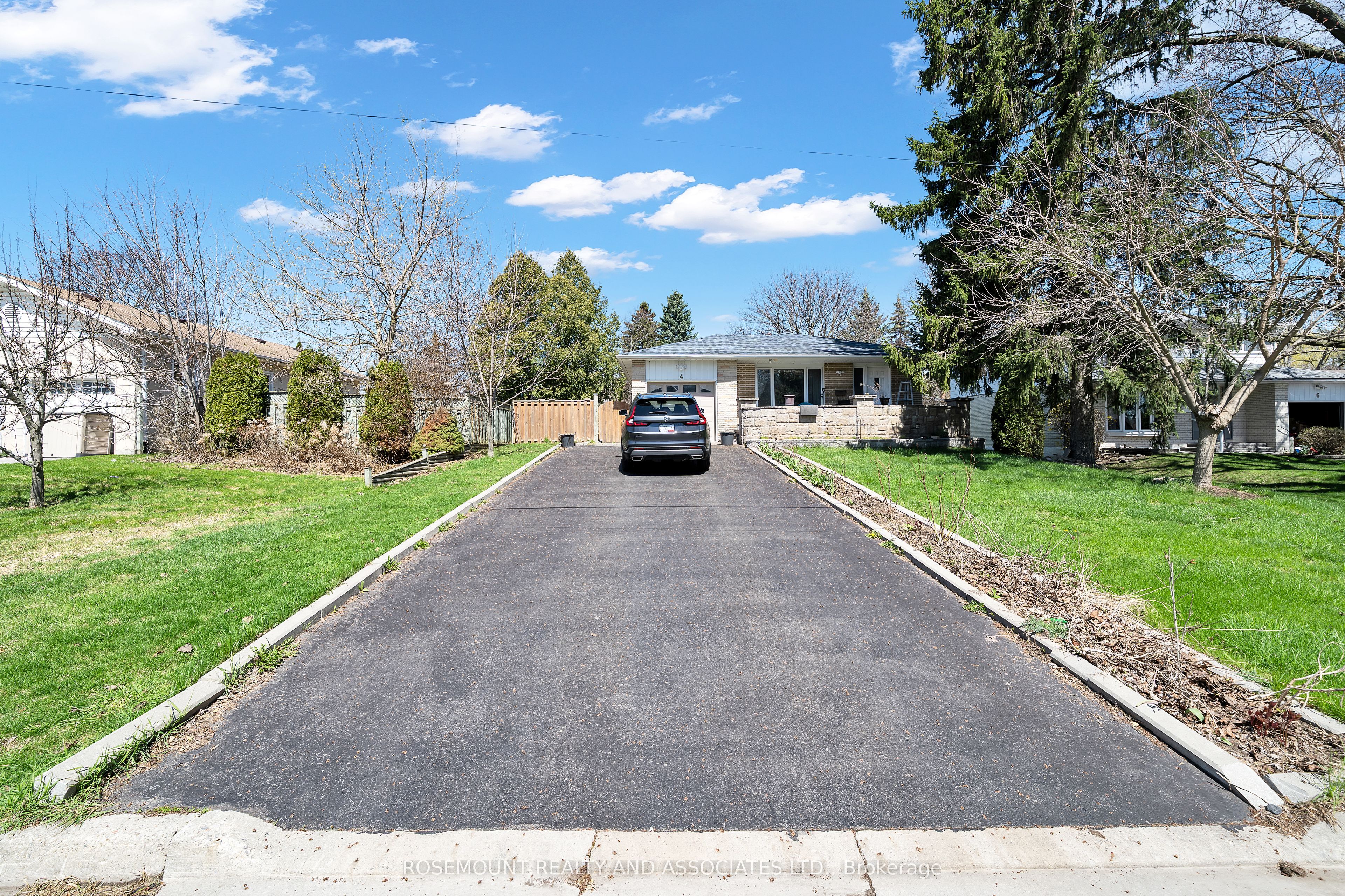 4 Carwin Crescent Basement, Ajax, On L1s 6g6
