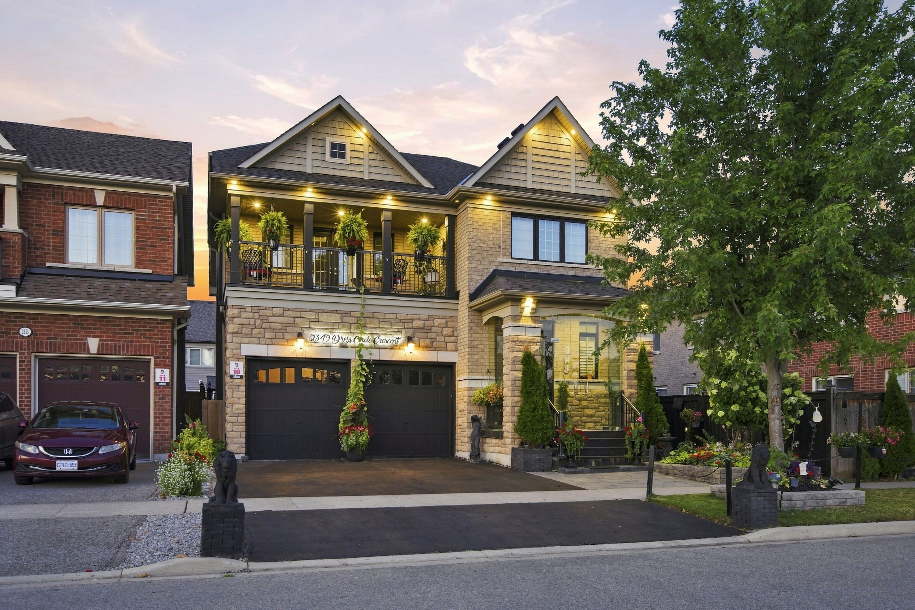 2349 Dress Circle Crescent, Oshawa, On L1l 0l8