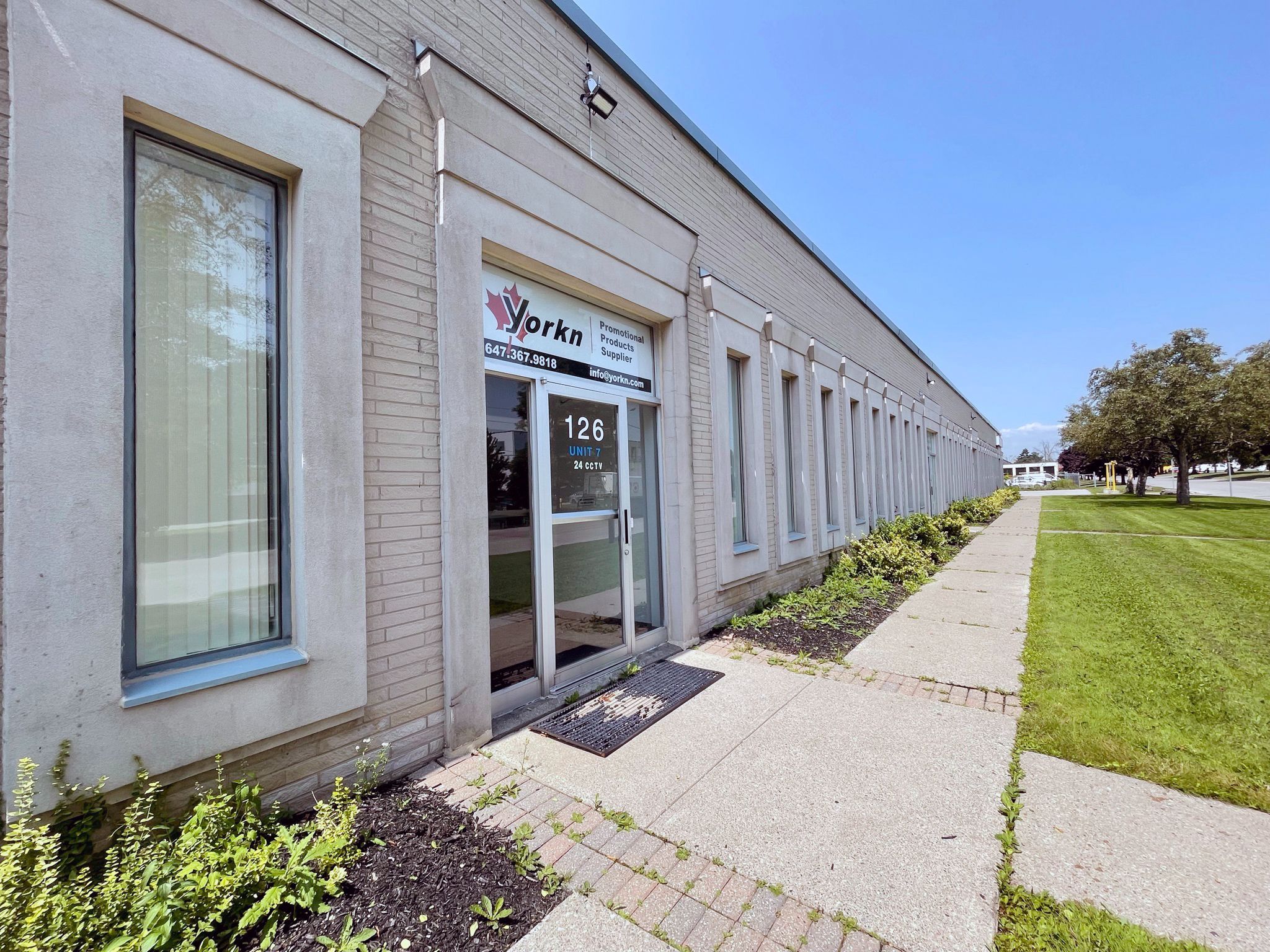 126 Commercial Avenue 2, Ajax, On L1s 2h5