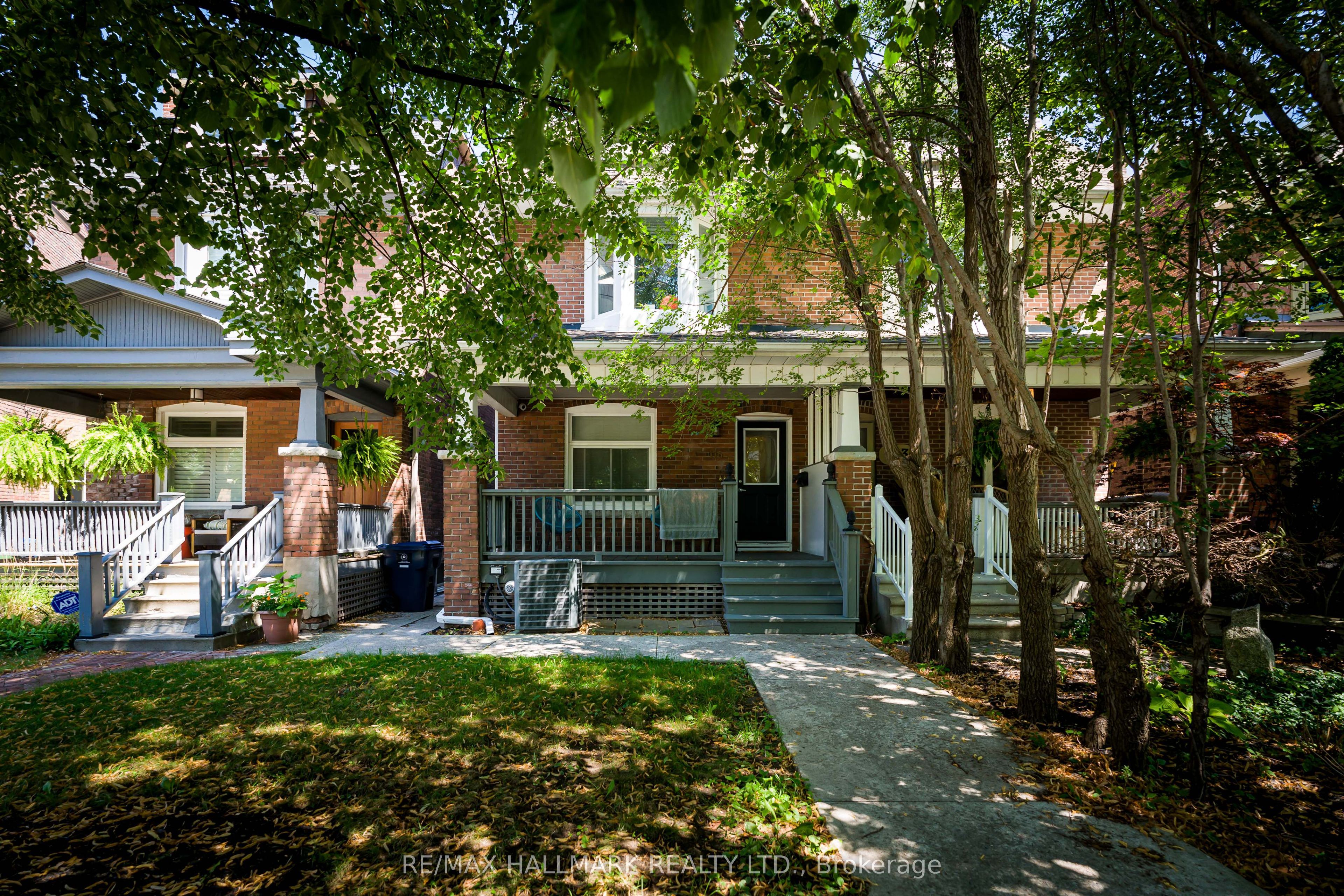 115 Rainsford Road Lower, Toronto, On M4l 3n8