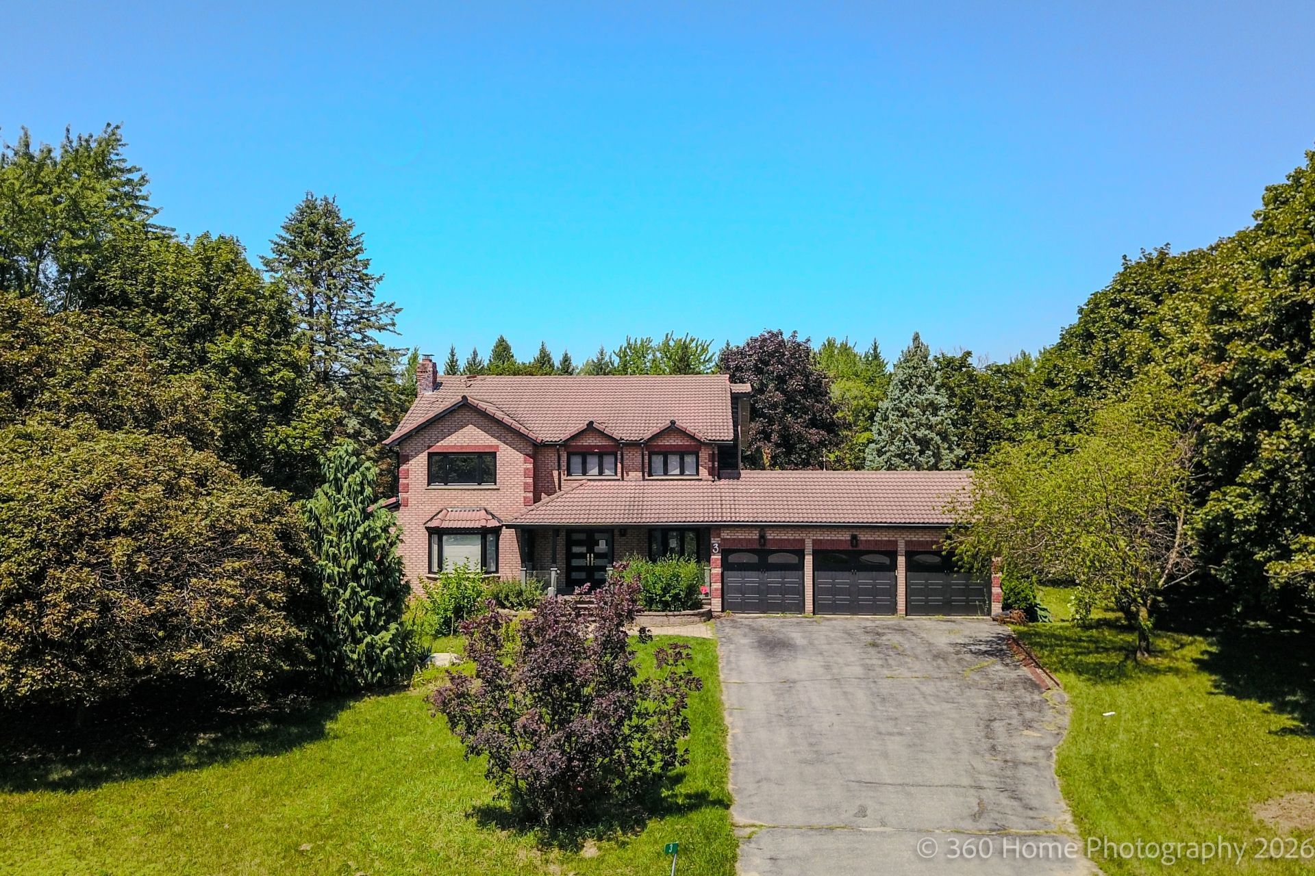 3 Taunus Court, Clarington, On L1c 4h5