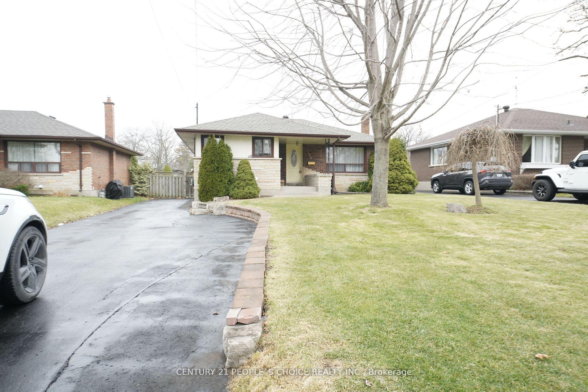 586 Central Park Boulevard N, Oshawa, On L1g 6a4