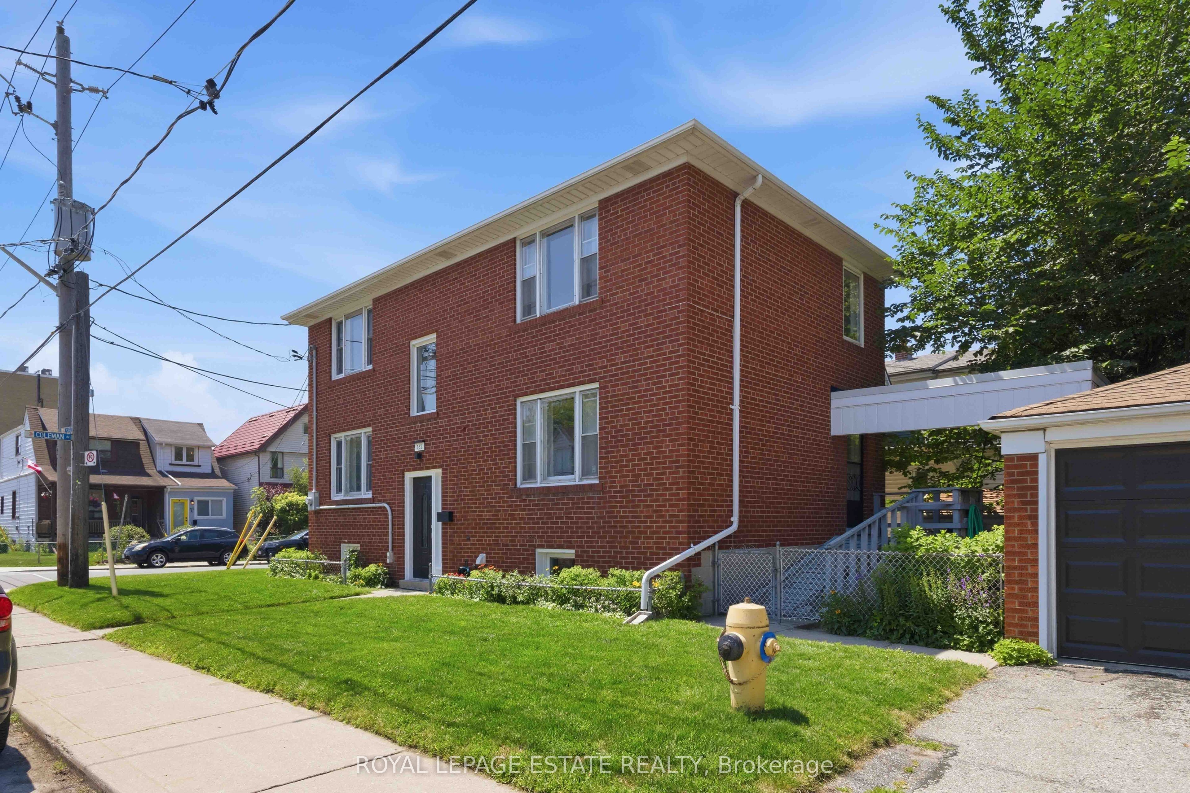 182 Coleman Avenue, Toronto, On M4c 1r4