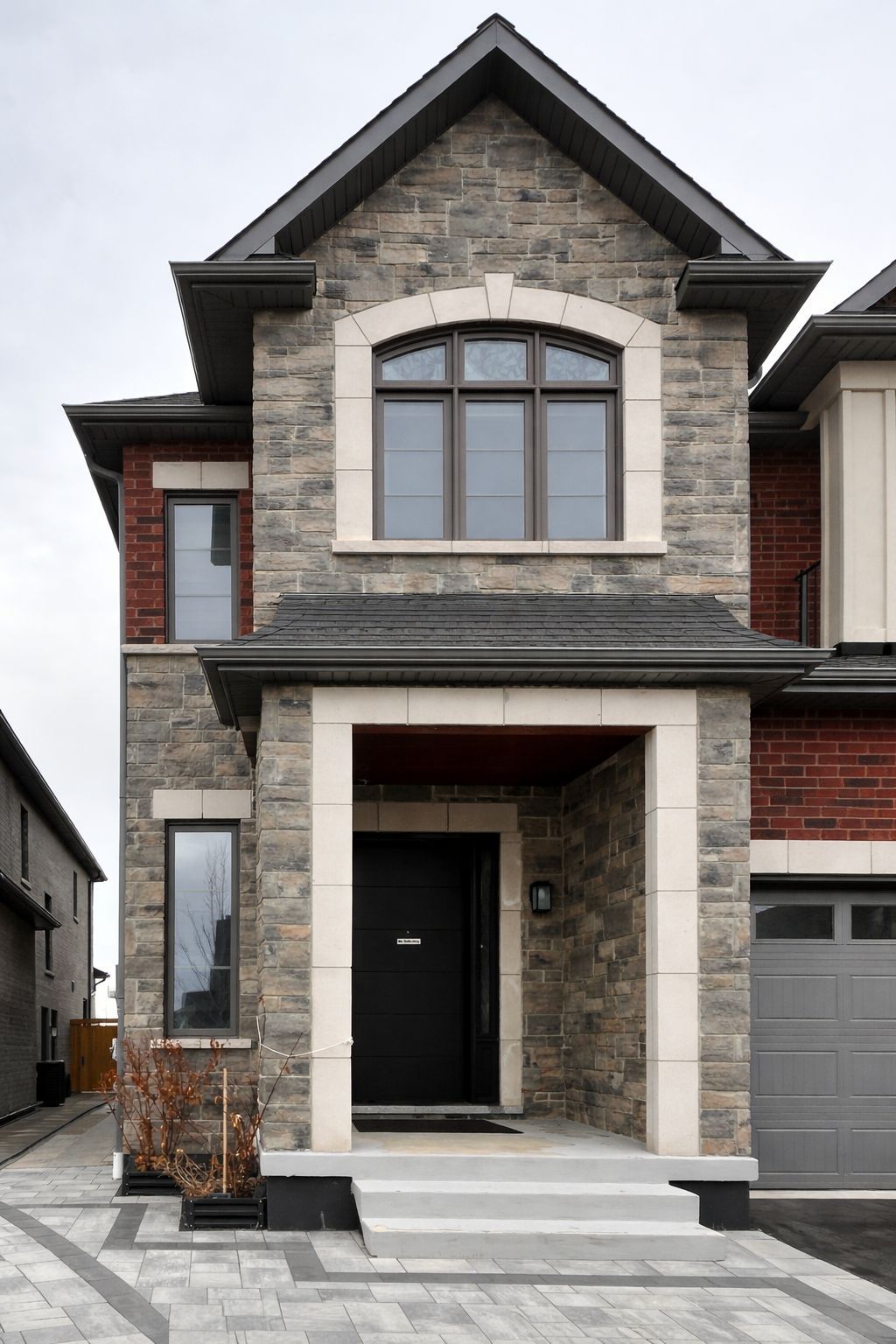 43 Claridge Crescent Bsmt, Whitby, On L1r 0g8