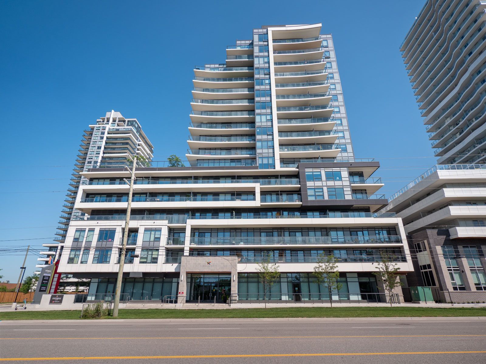 1480 Bayly Street 612, Pickering, On L1w 0c2