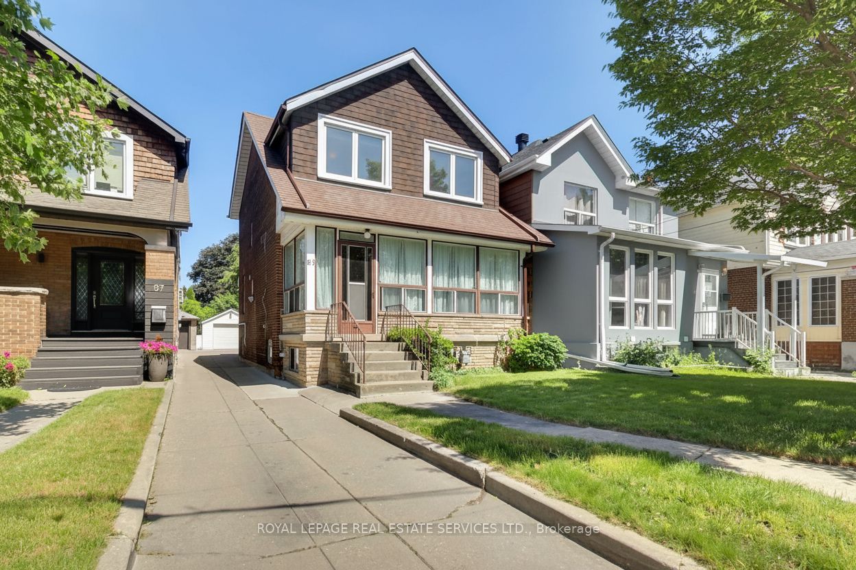 85 Dawes Road, Toronto, On M4c 5b2