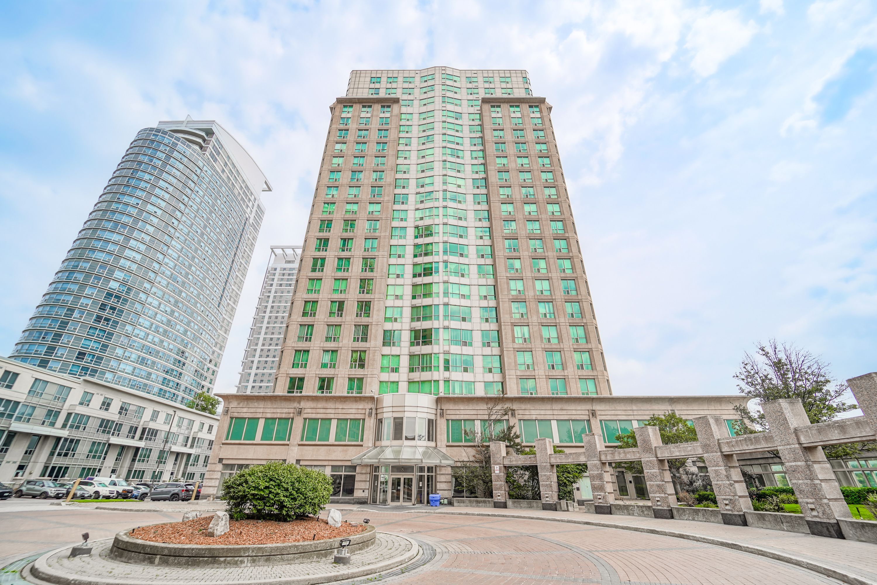 8 Lee Centre Drive Ph103, Toronto, On M1h 3h8