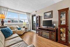 80 Athol Street E 604, Oshawa, On L1h 8b7