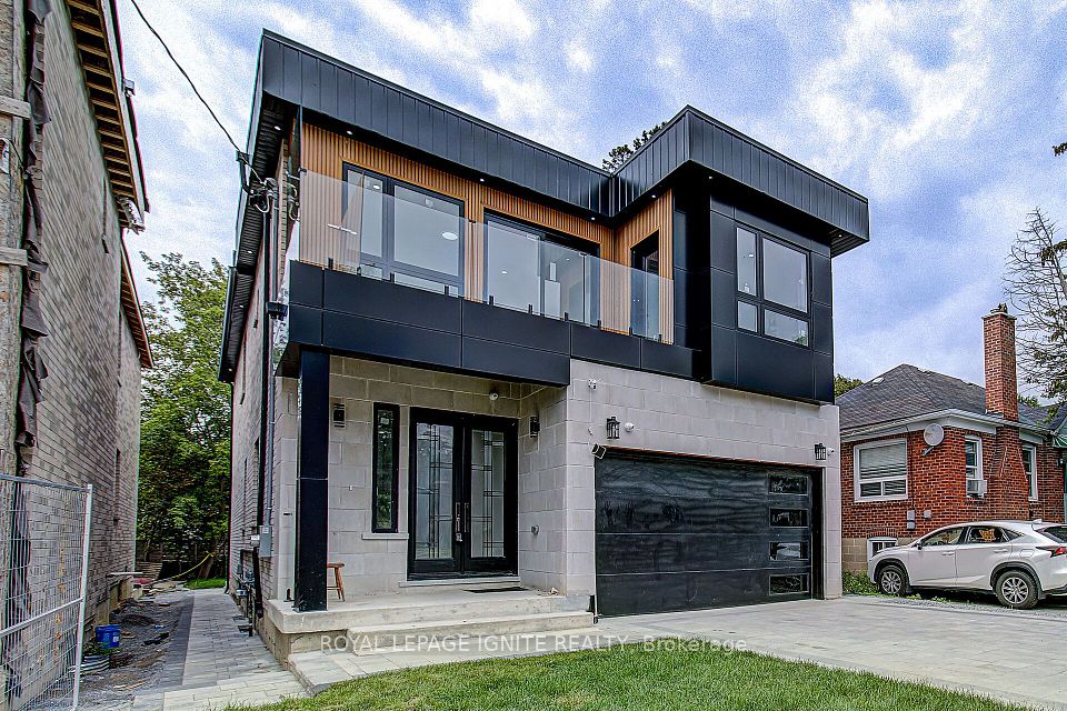 6 Mccowan Road, Toronto, On M1m 3l8